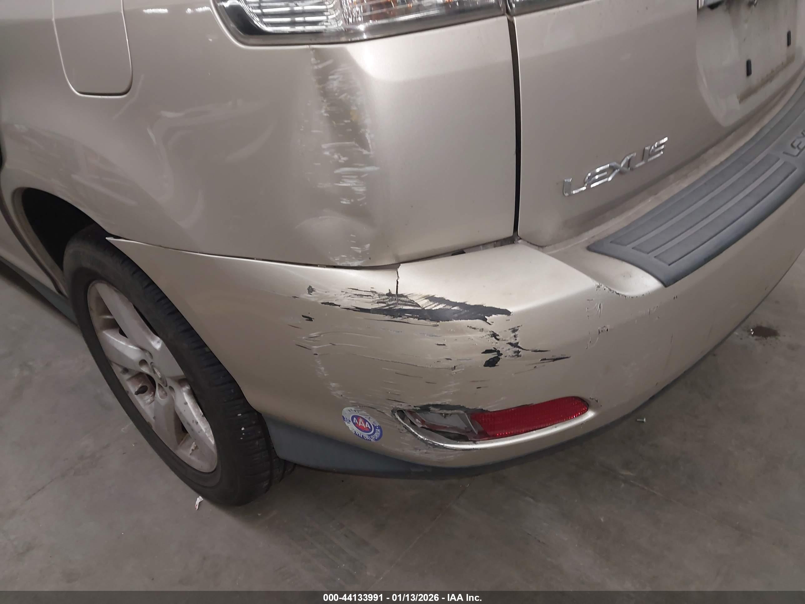 LEXUS RX image 6