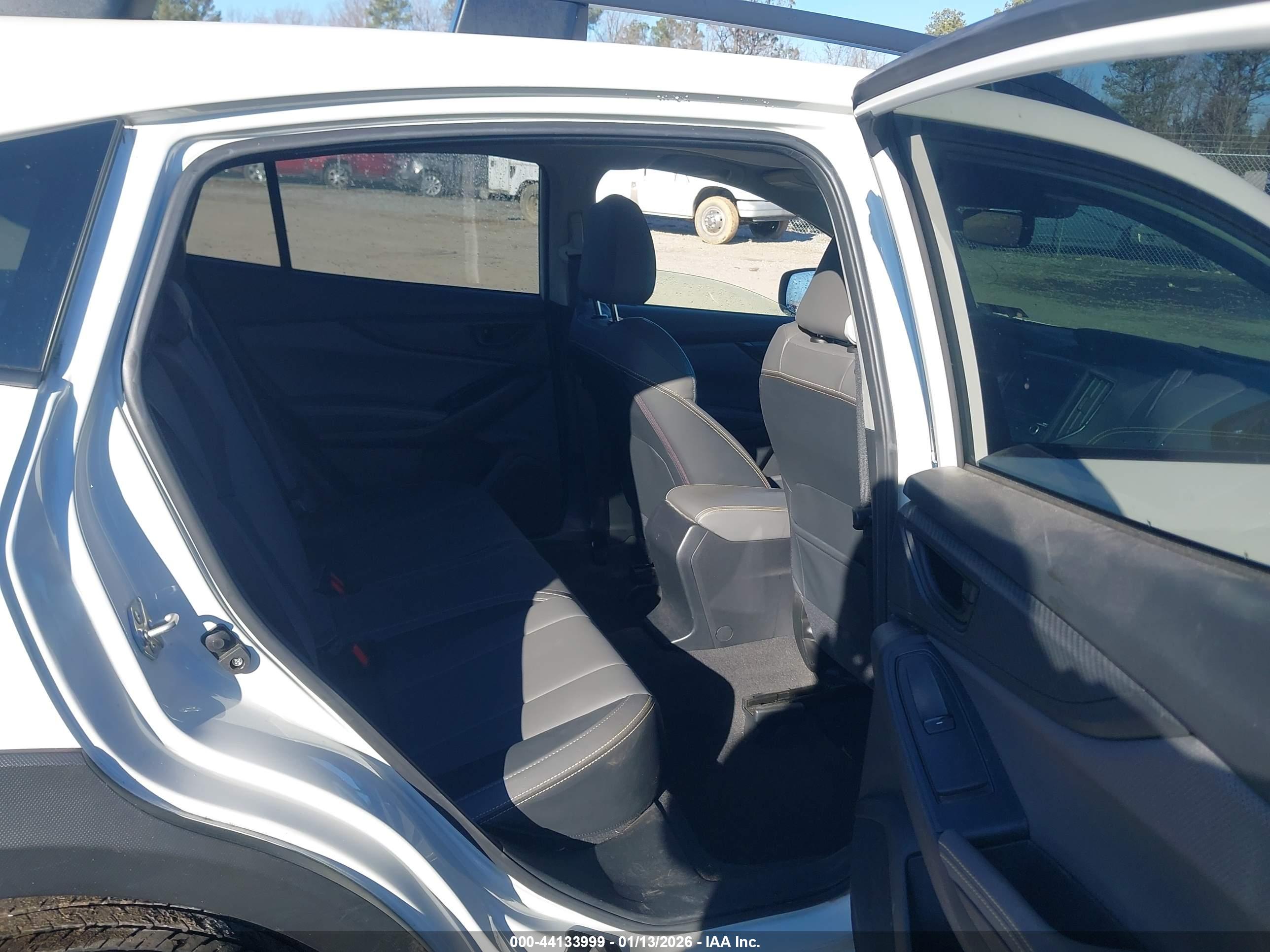 SUBARU CROSSTREK image 8