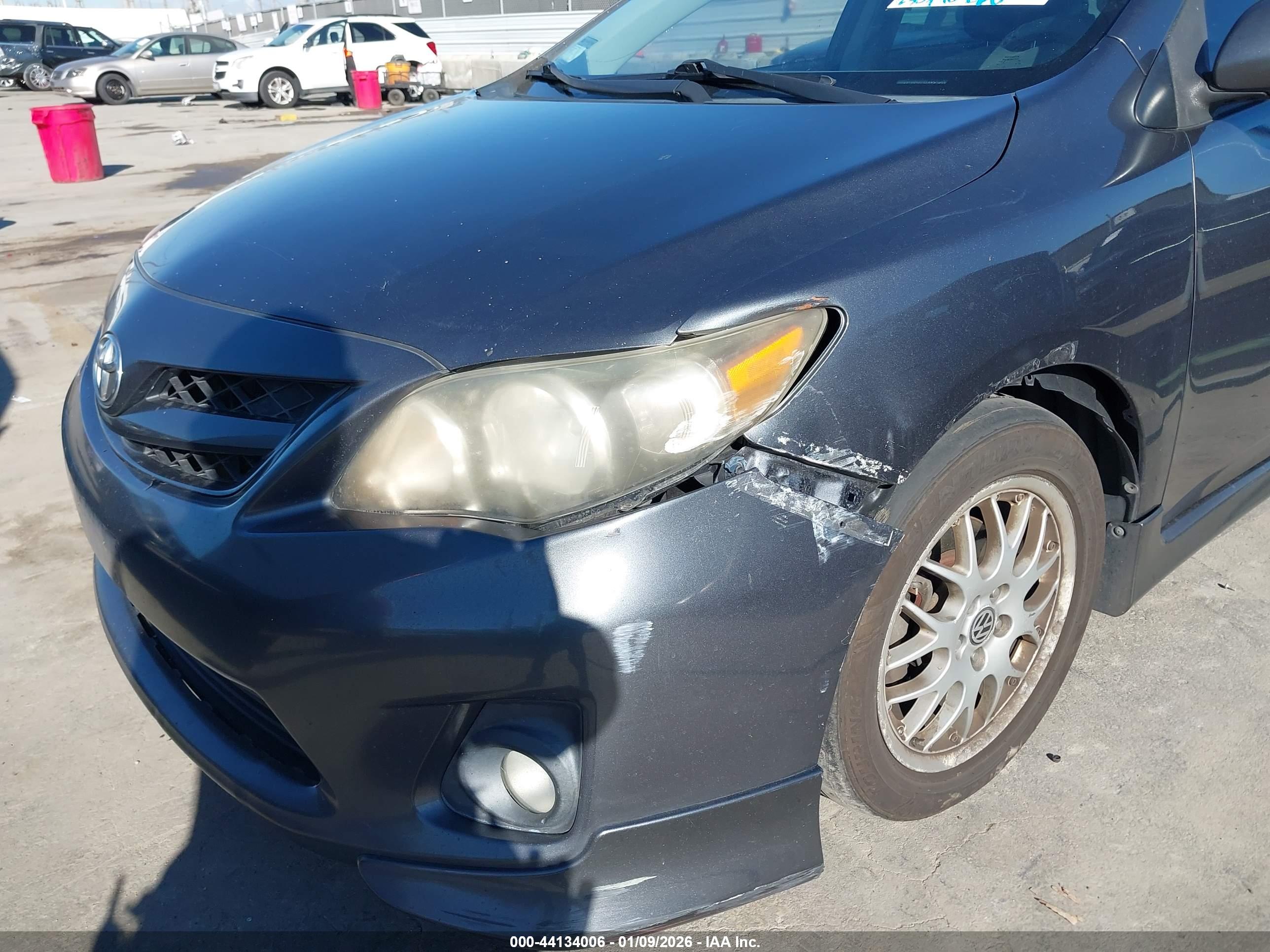 TOYOTA COROLLA image 6