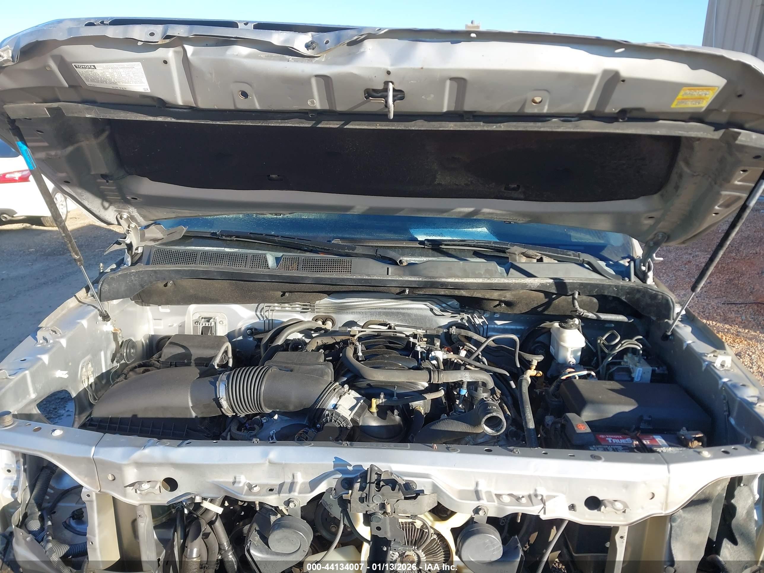 TOYOTA TUNDRA image 10