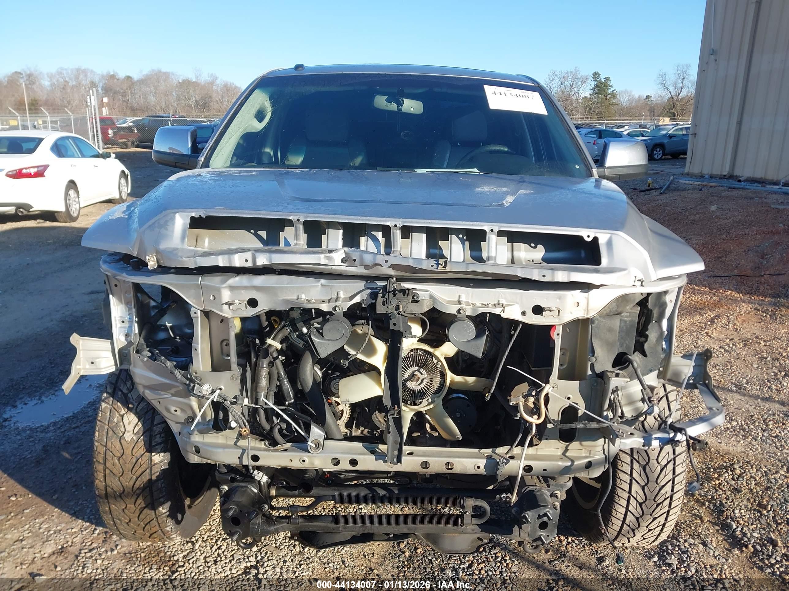 TOYOTA TUNDRA image 6