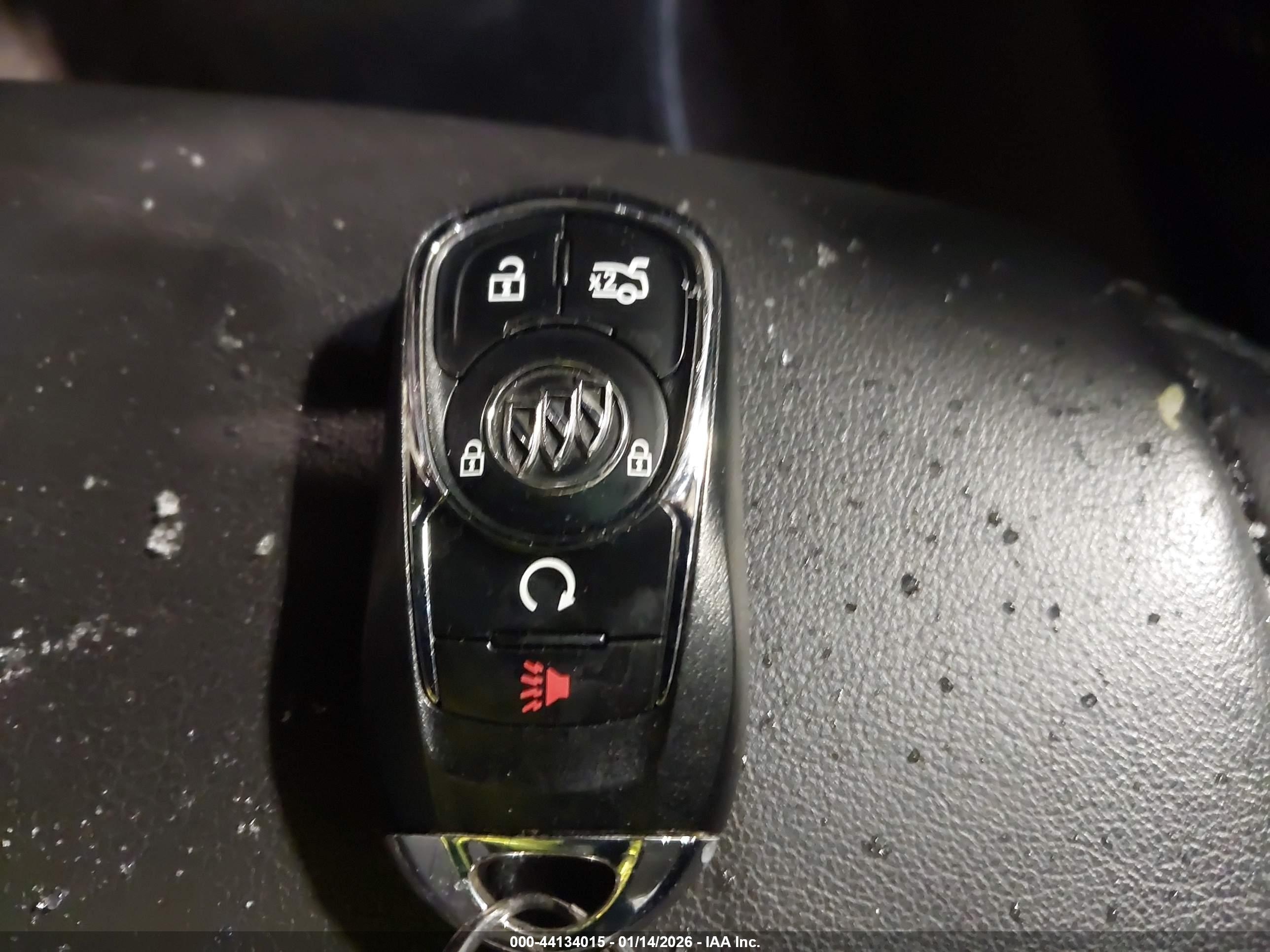 BUICK LACROSSE image 11