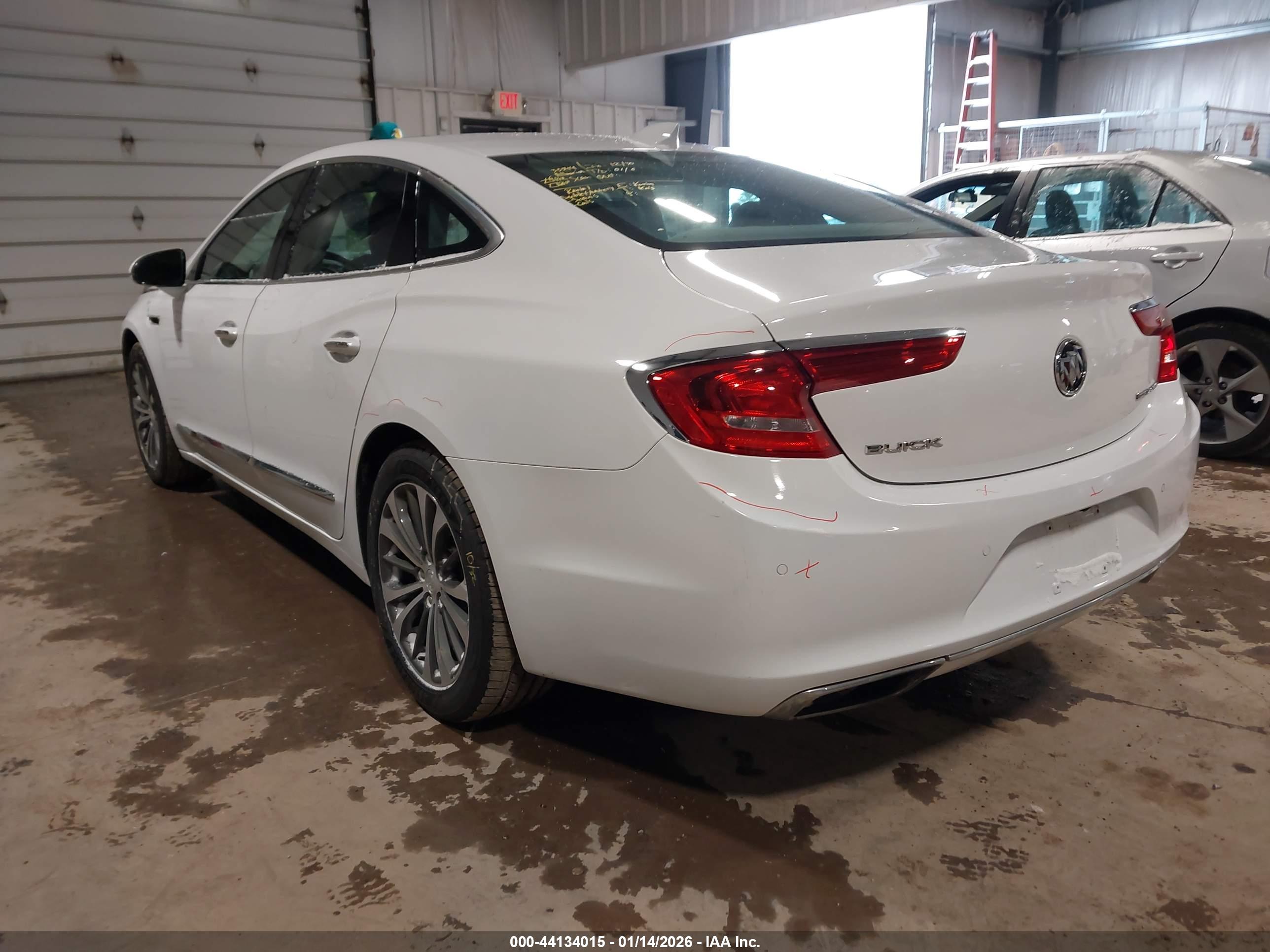 BUICK LACROSSE image 3
