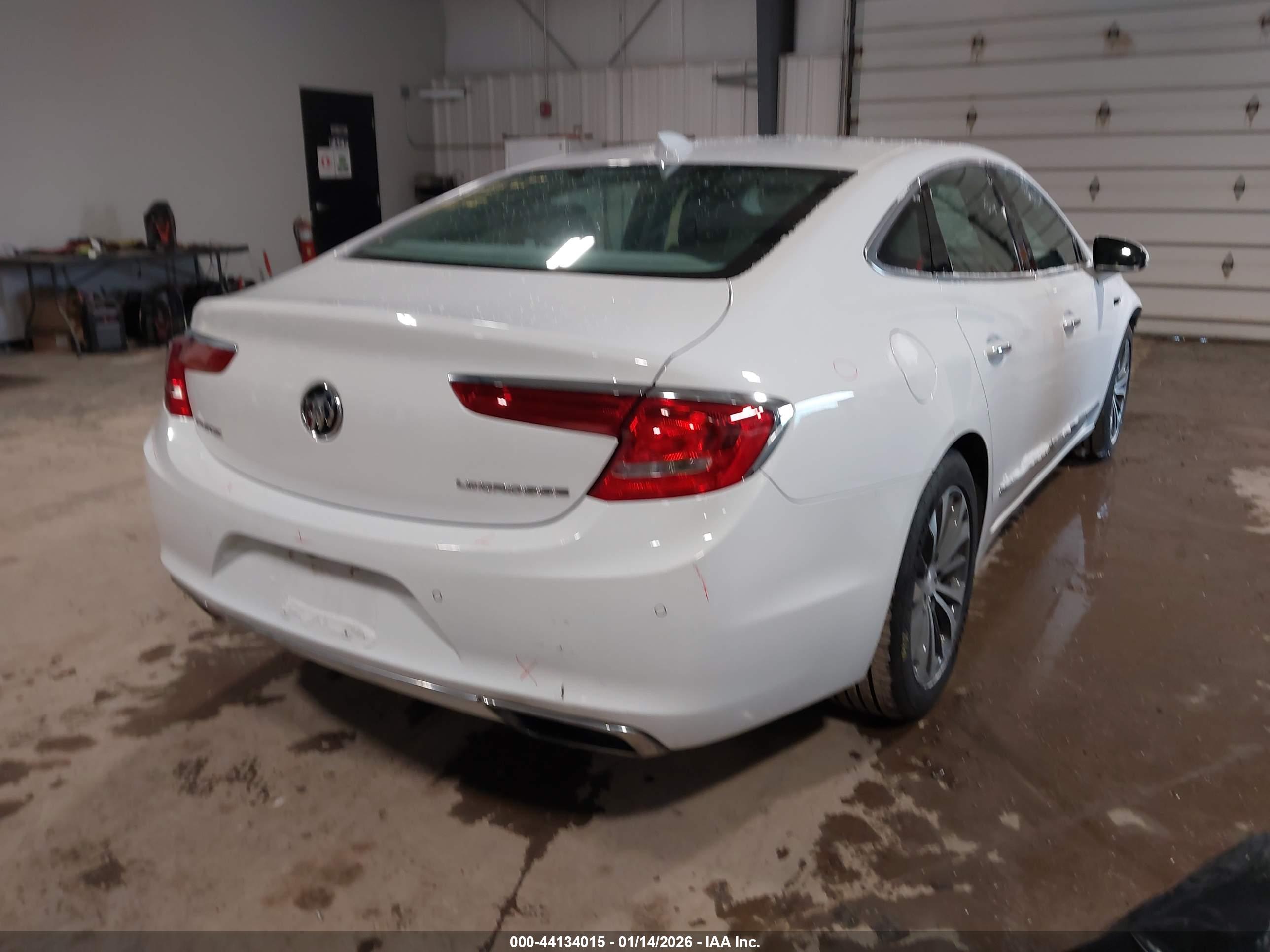 BUICK LACROSSE image 4