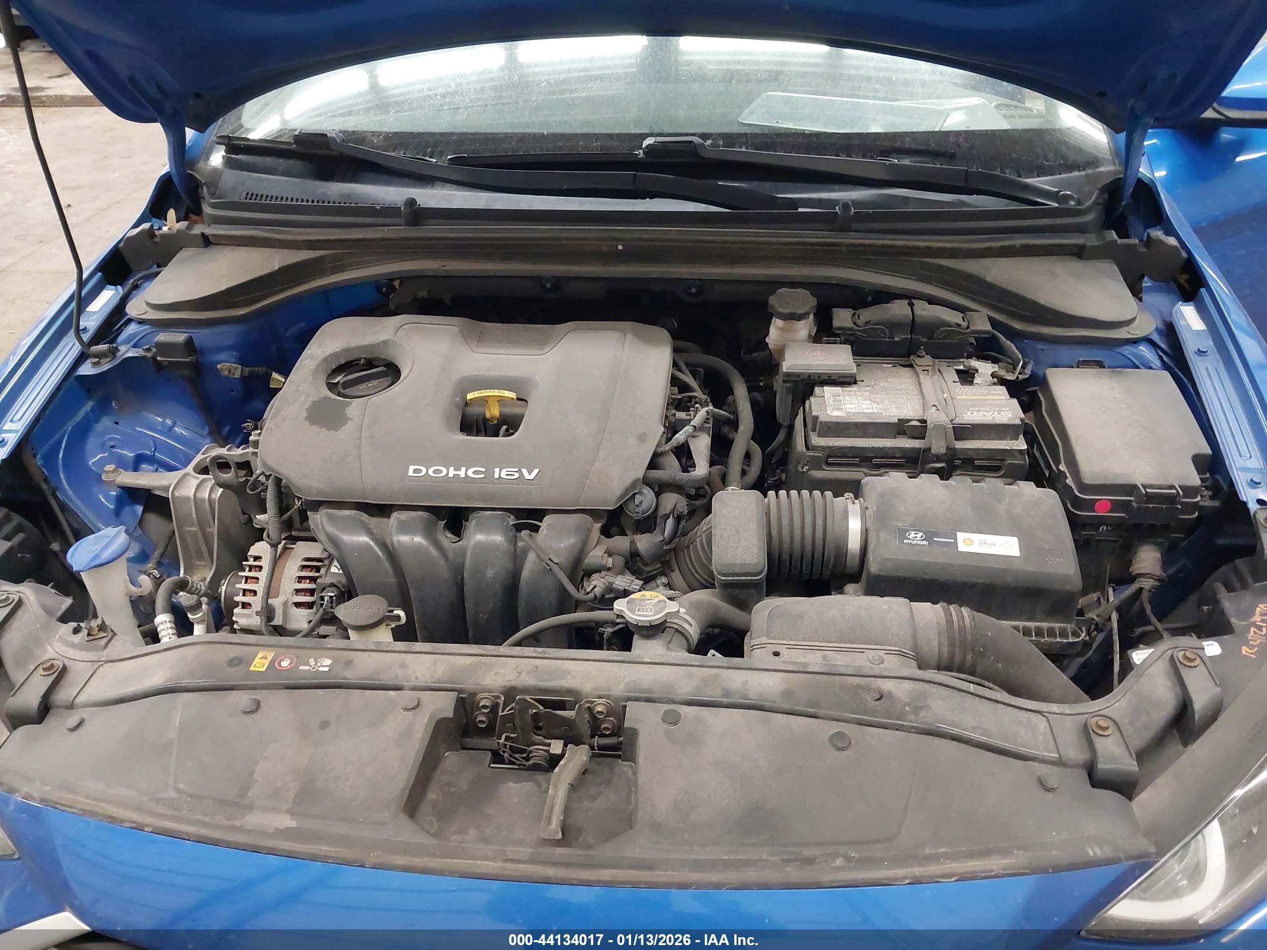 HYUNDAI ELANTRA image 10