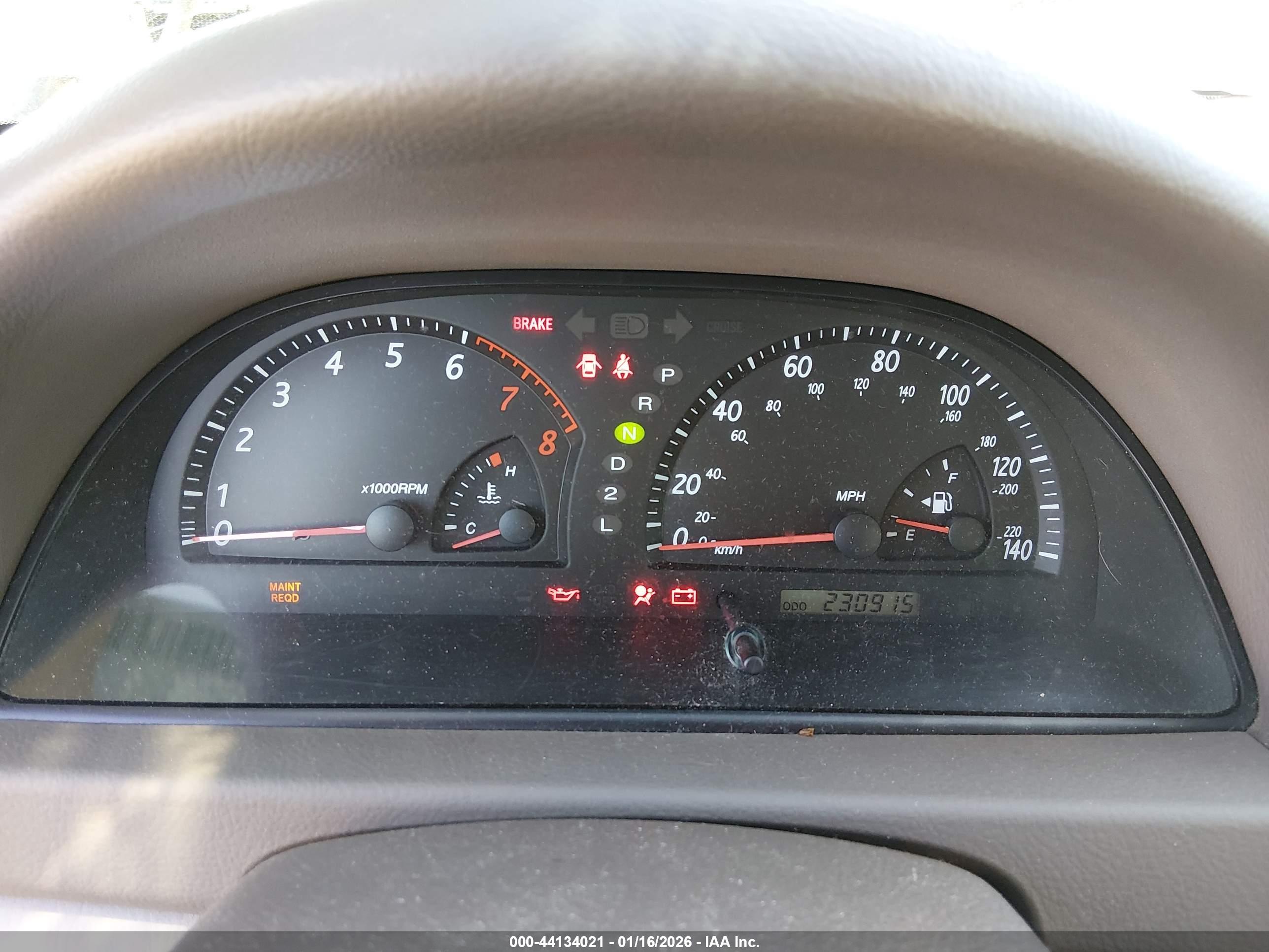 TOYOTA CAMRY image 7