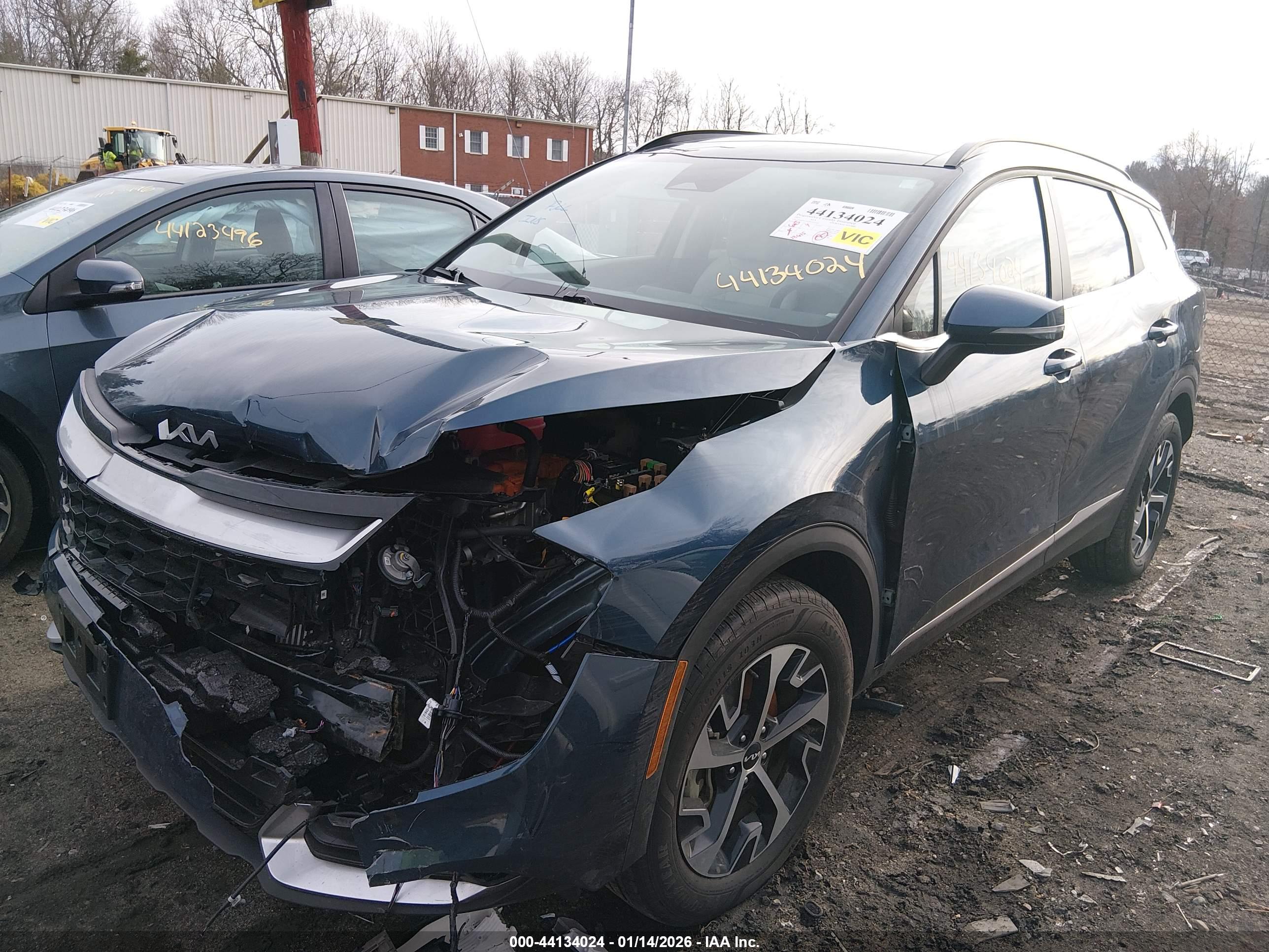 KIA SPORTAGE image 2