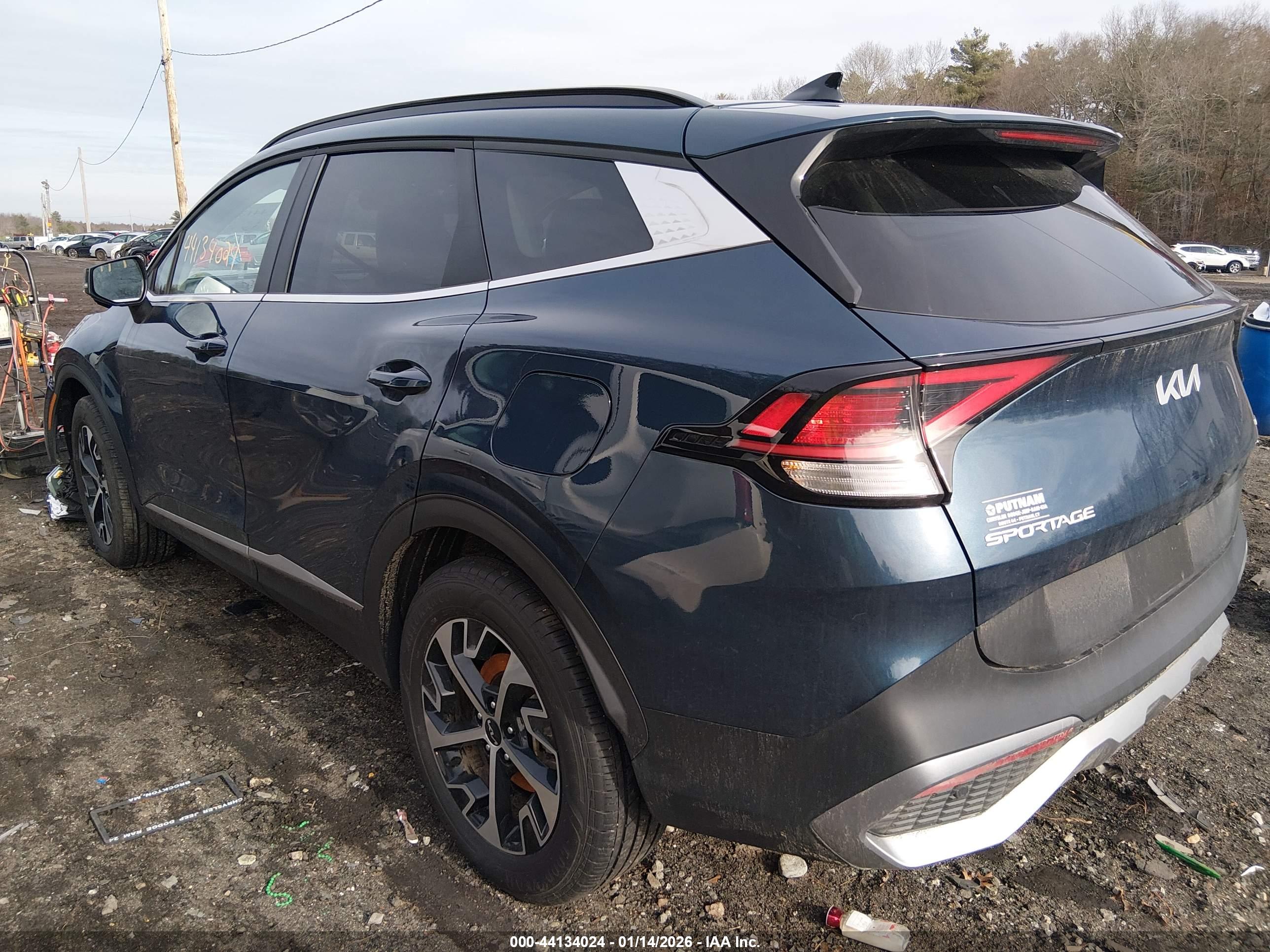 KIA SPORTAGE image 3