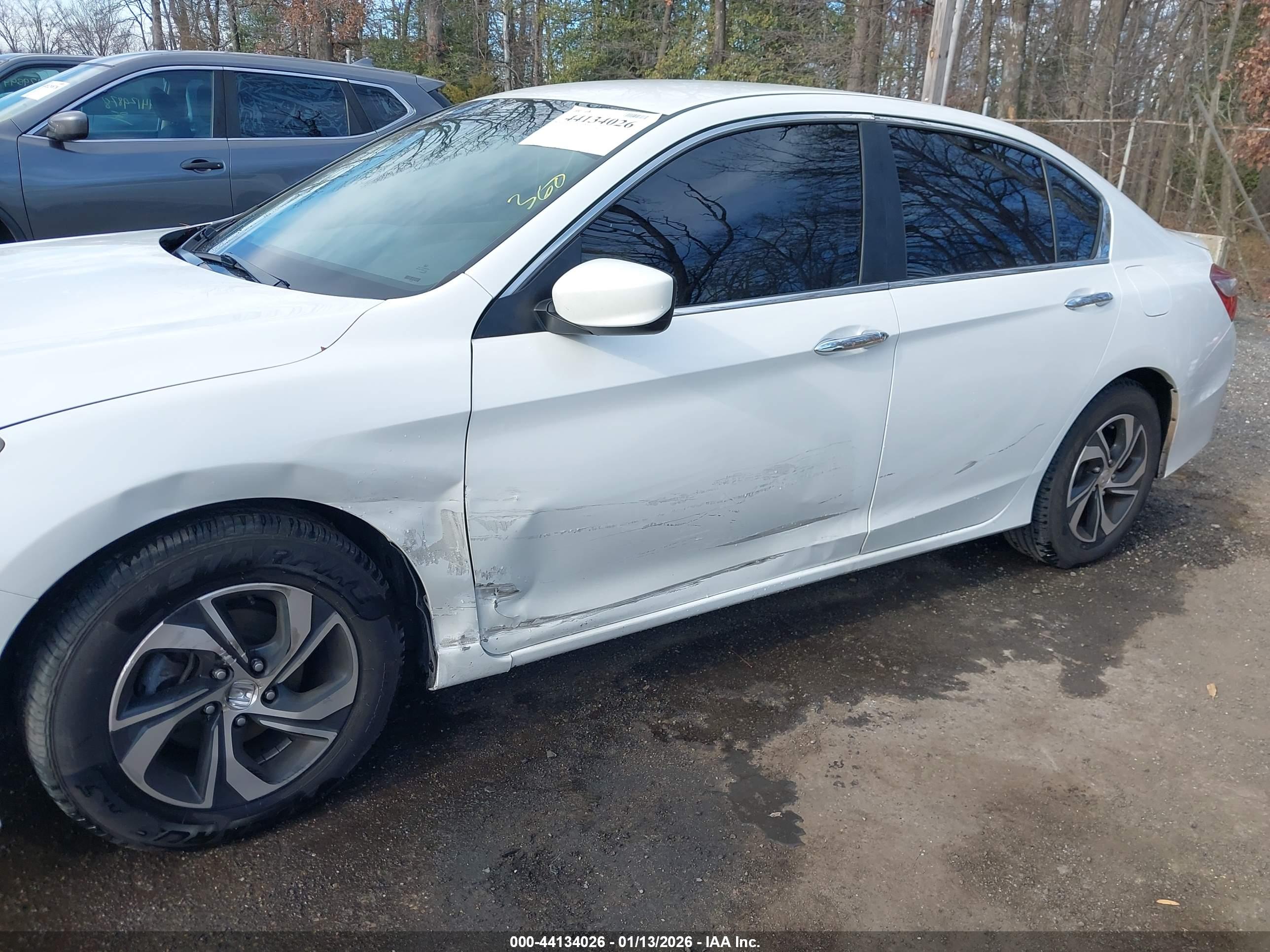 HONDA ACCORD image 6