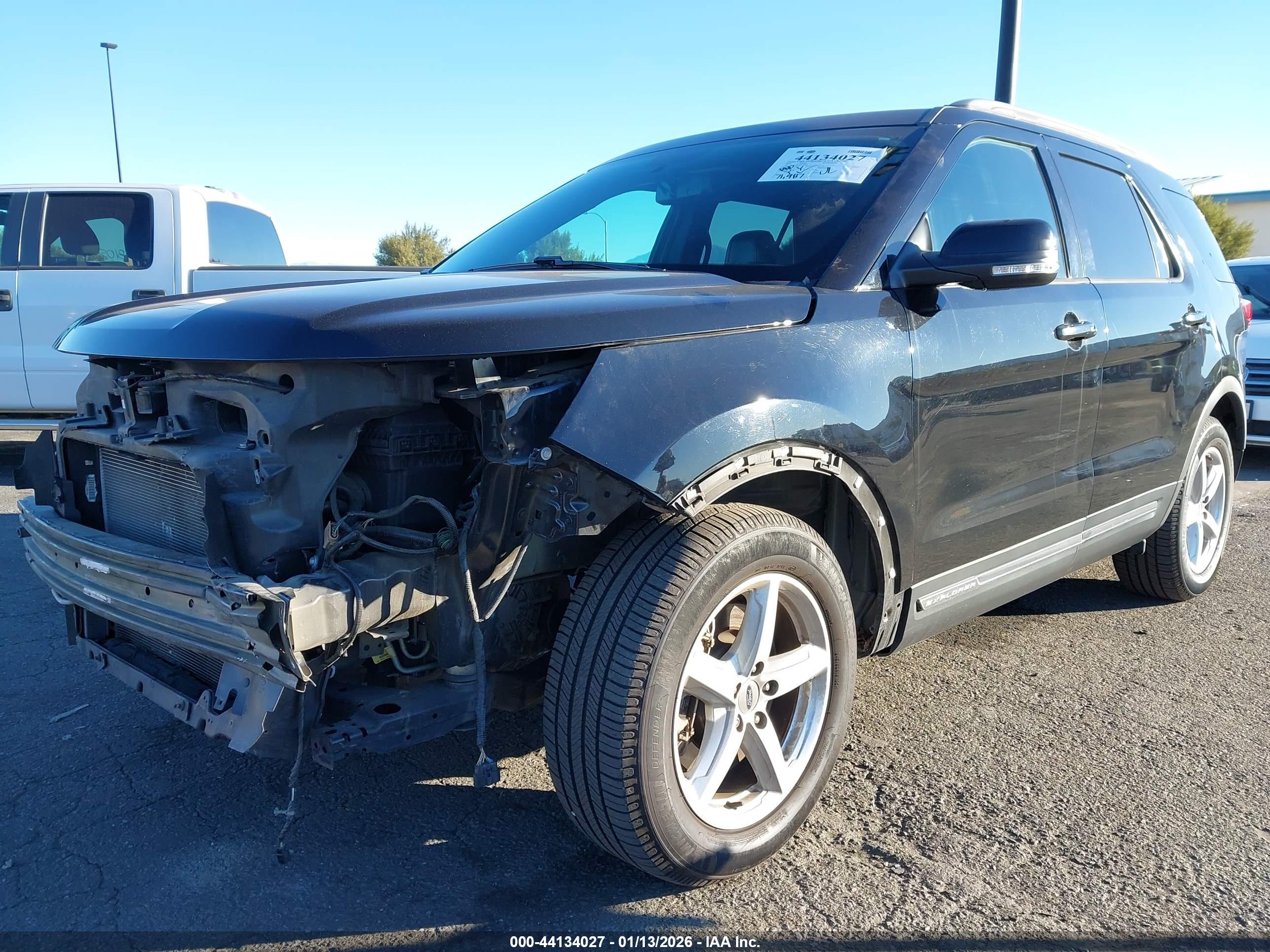 FORD EXPLORER image 2