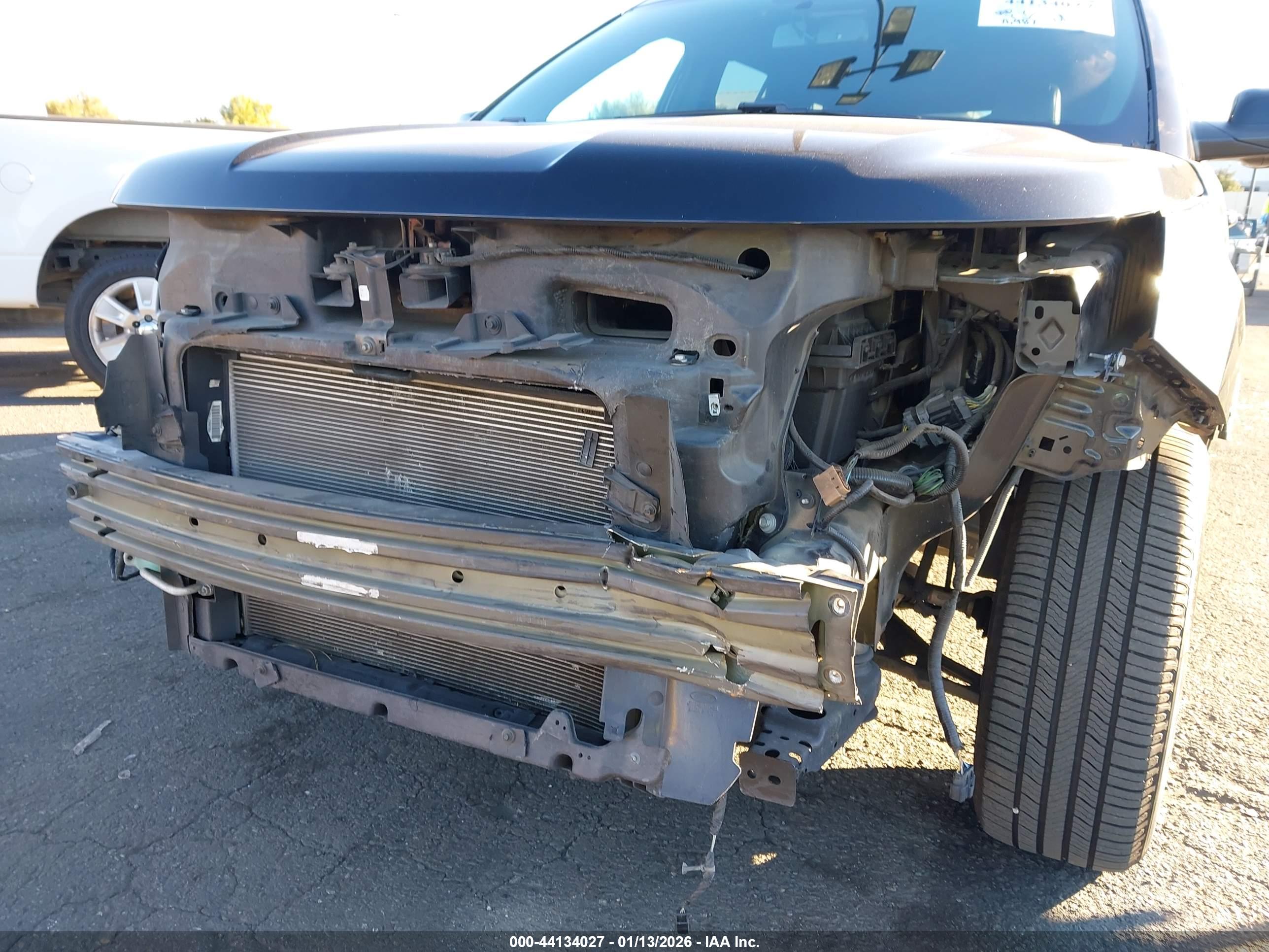 FORD EXPLORER image 6