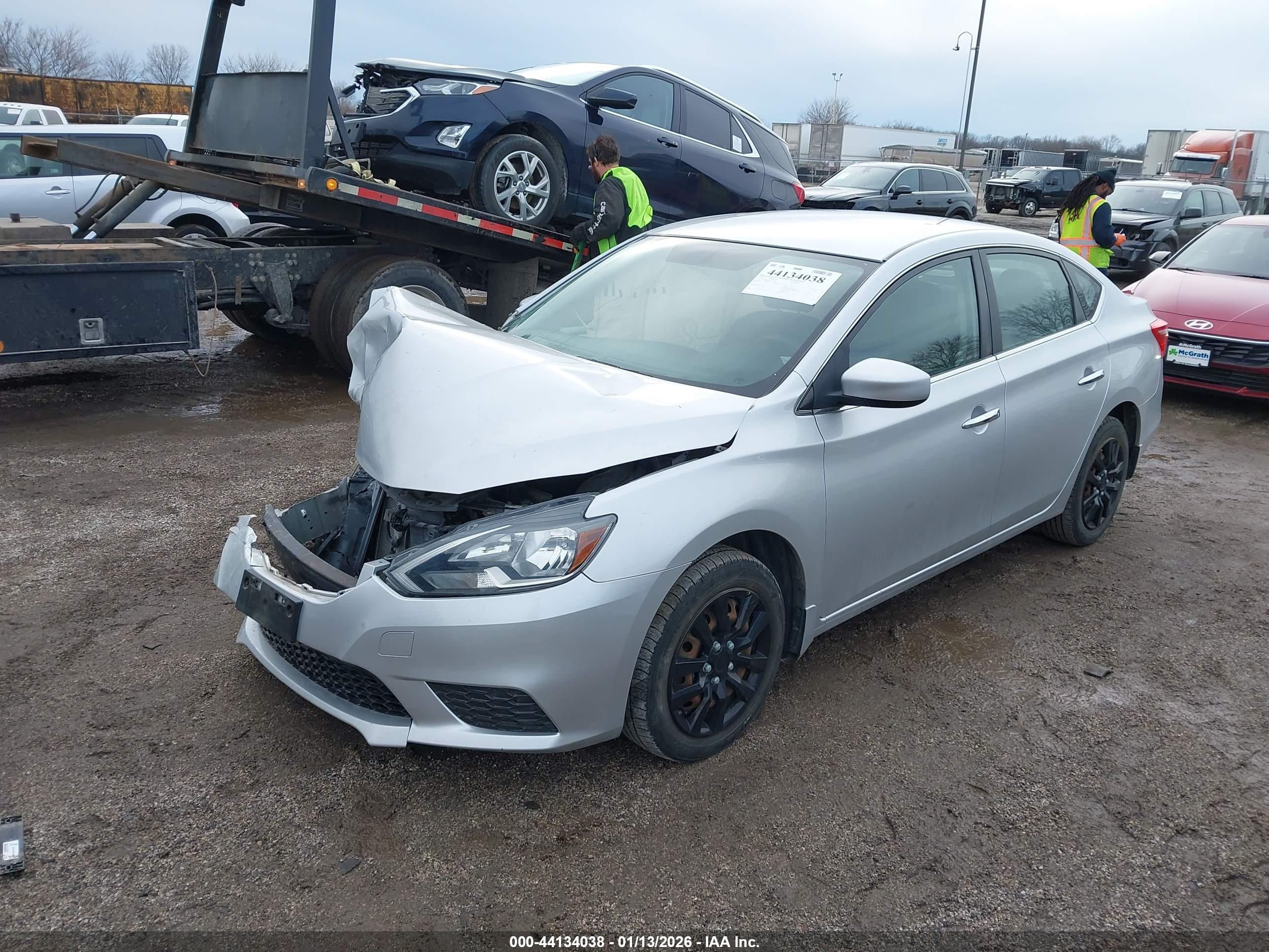 NISSAN SENTRA image 2