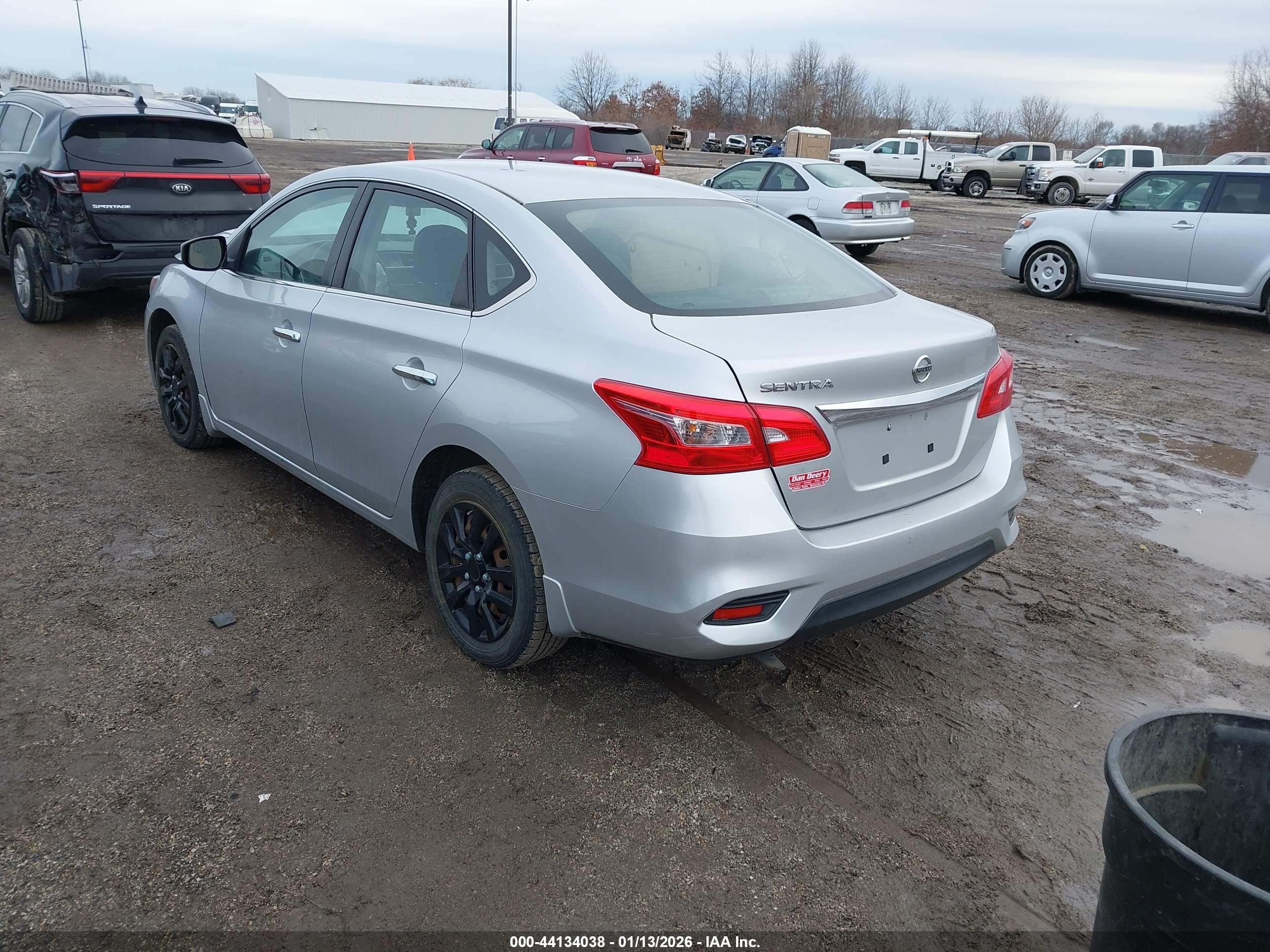 NISSAN SENTRA image 3