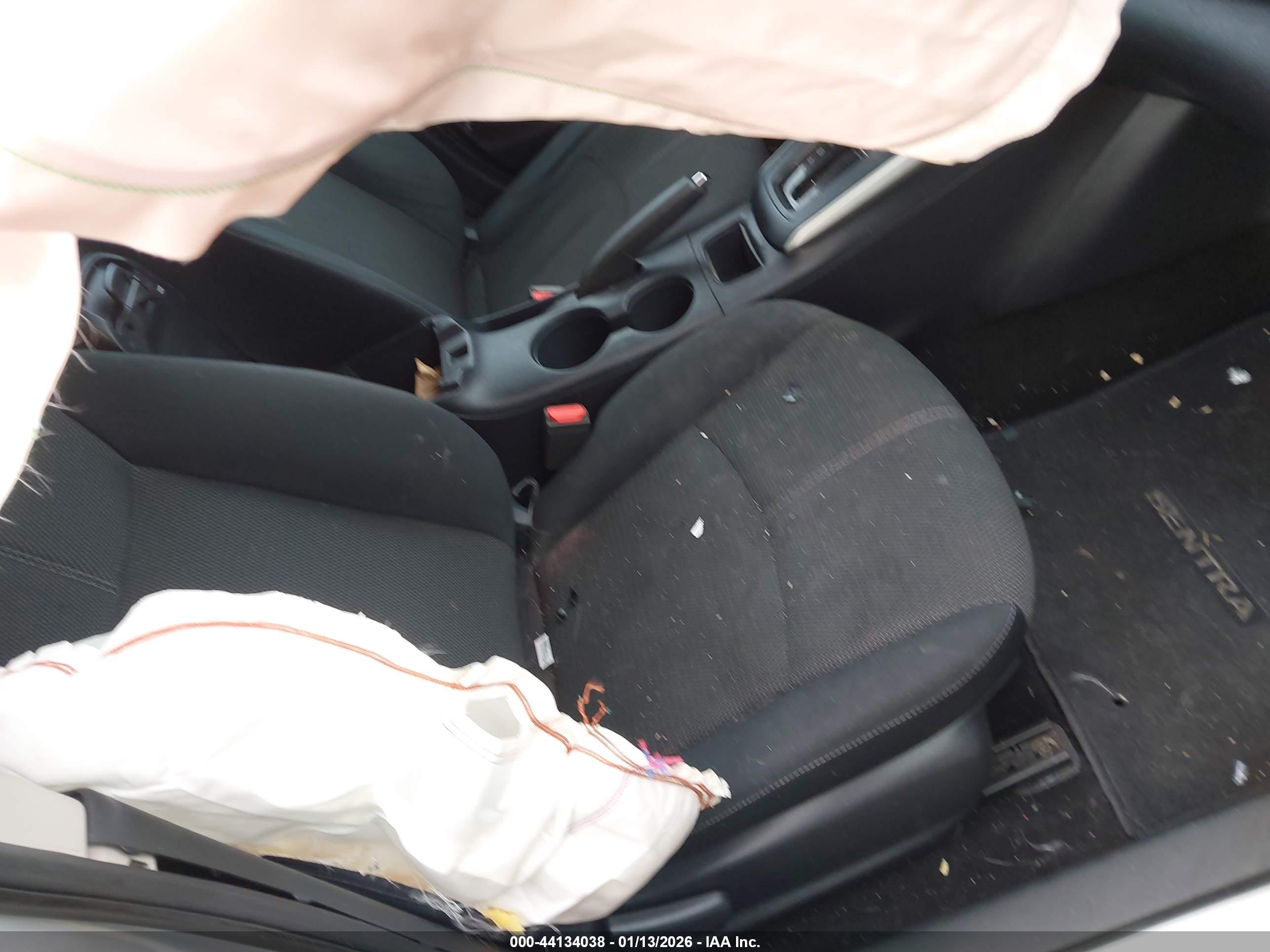NISSAN SENTRA image 5
