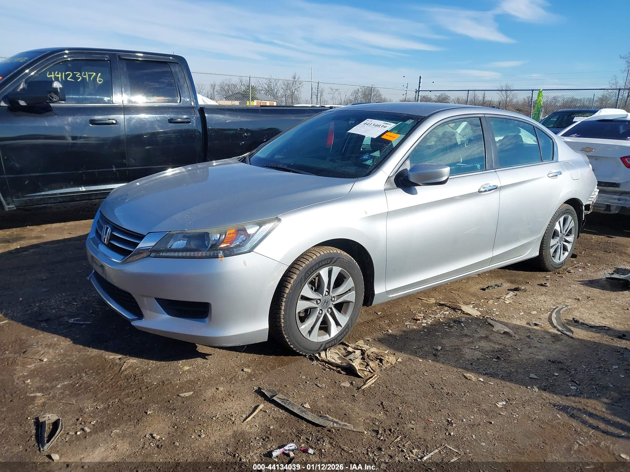 HONDA ACCORD image 2