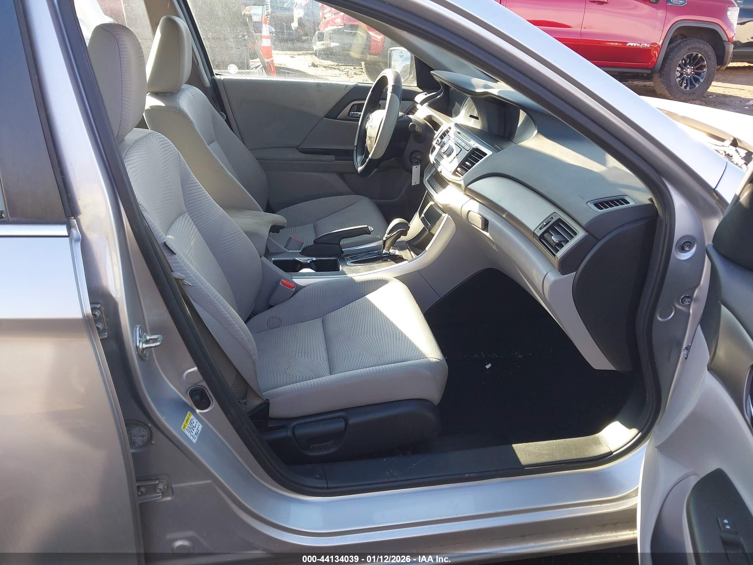 HONDA ACCORD image 5