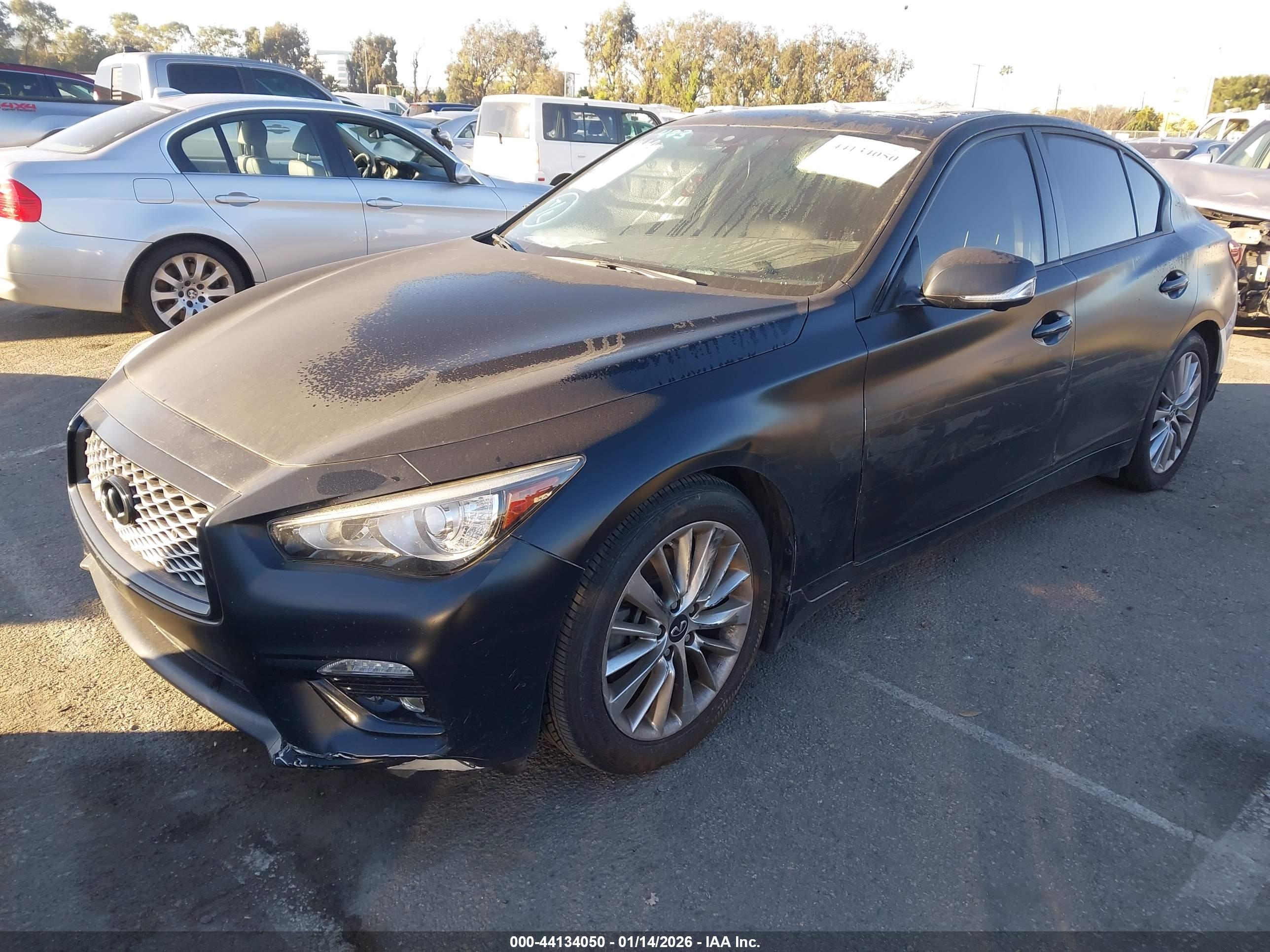 INFINITI Q50 image 2