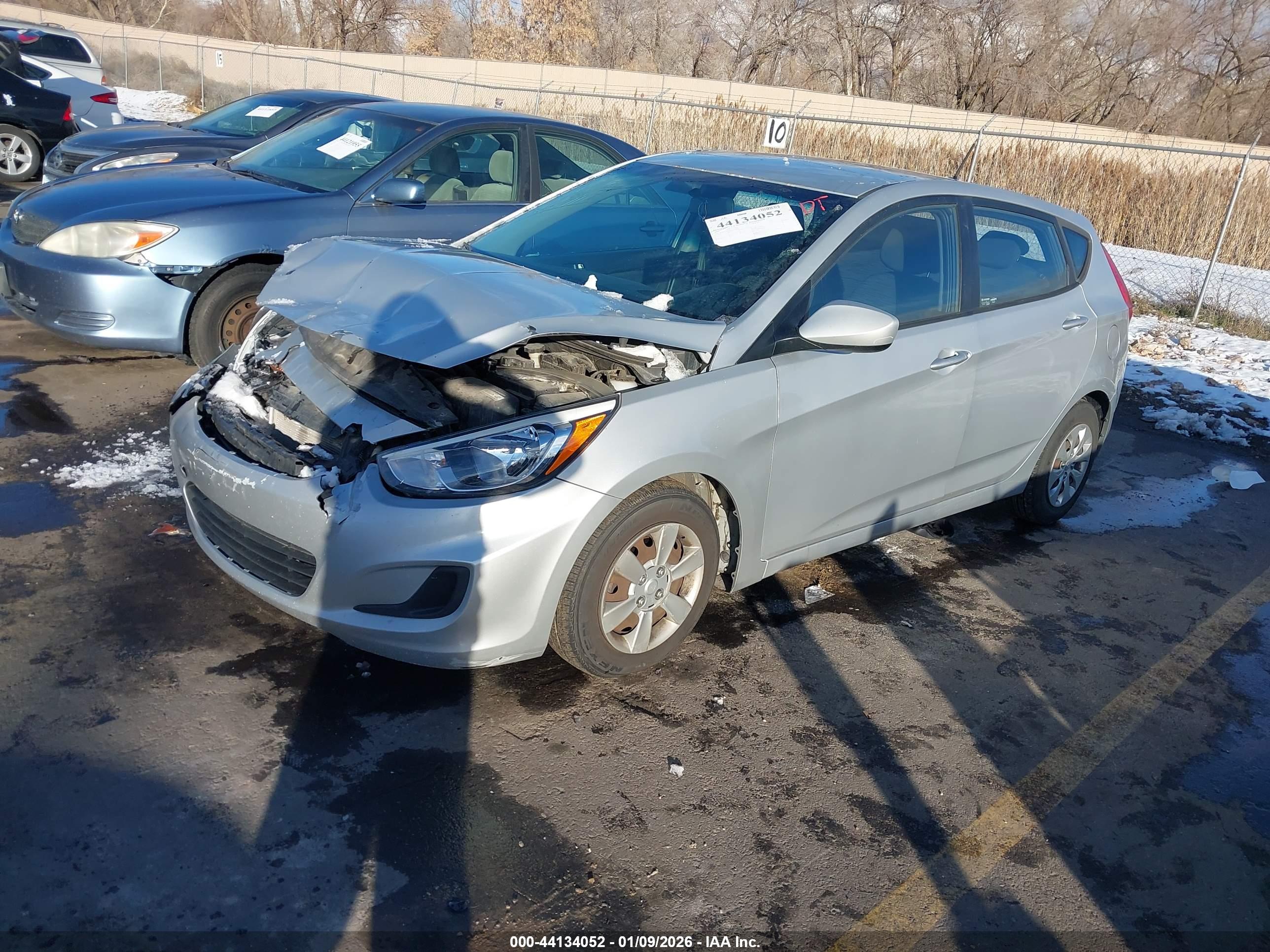 HYUNDAI ACCENT image 2