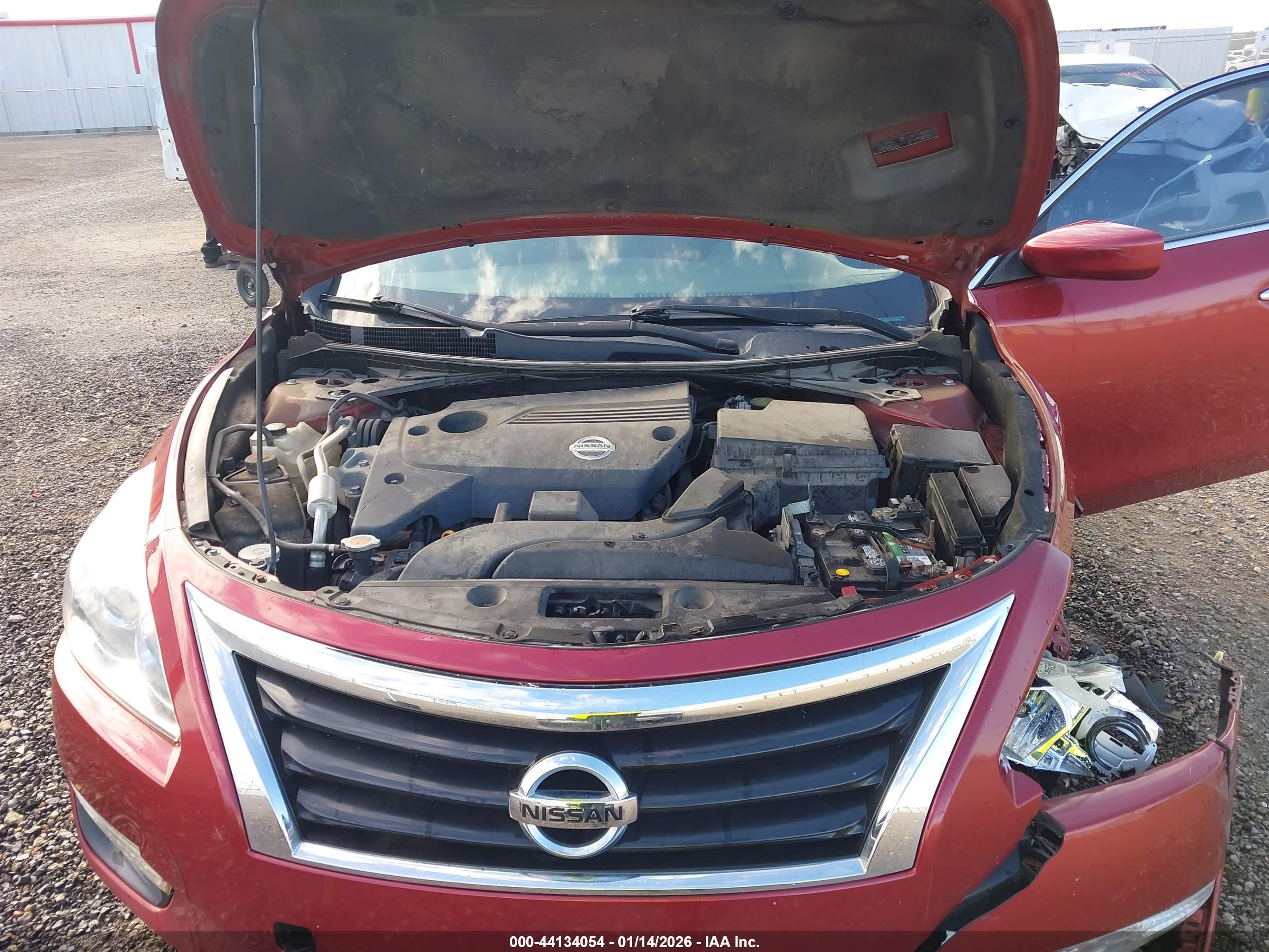 NISSAN ALTIMA image 10