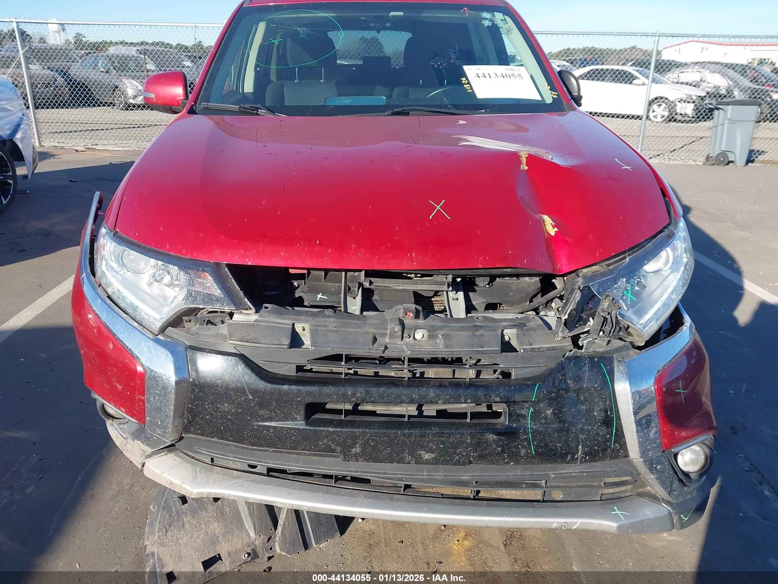 MITSUBISHI OUTLANDER image 6