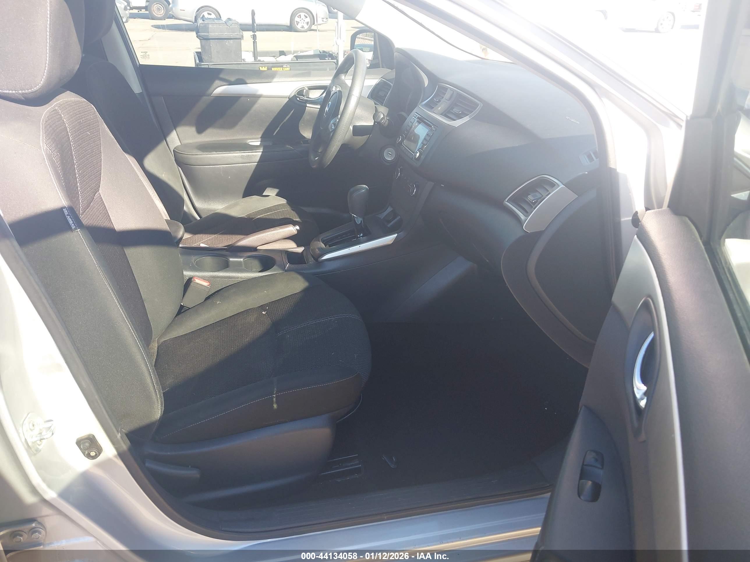 NISSAN SENTRA image 5