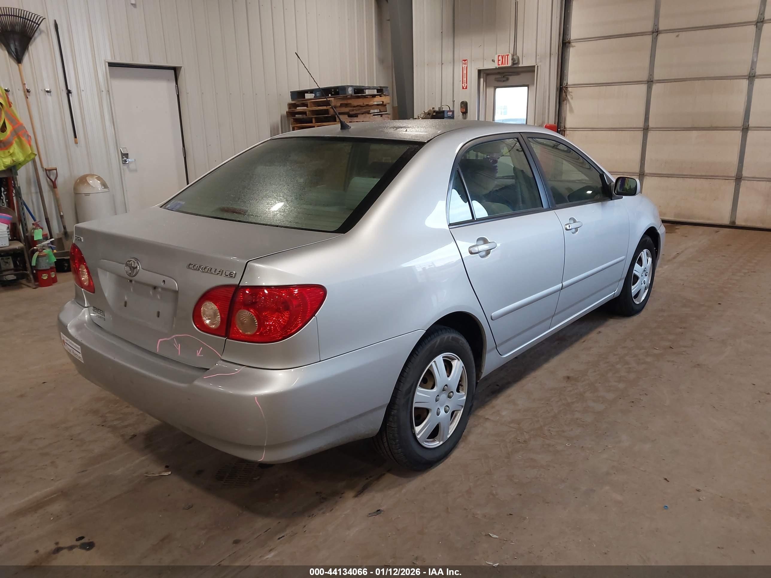 TOYOTA COROLLA image 4