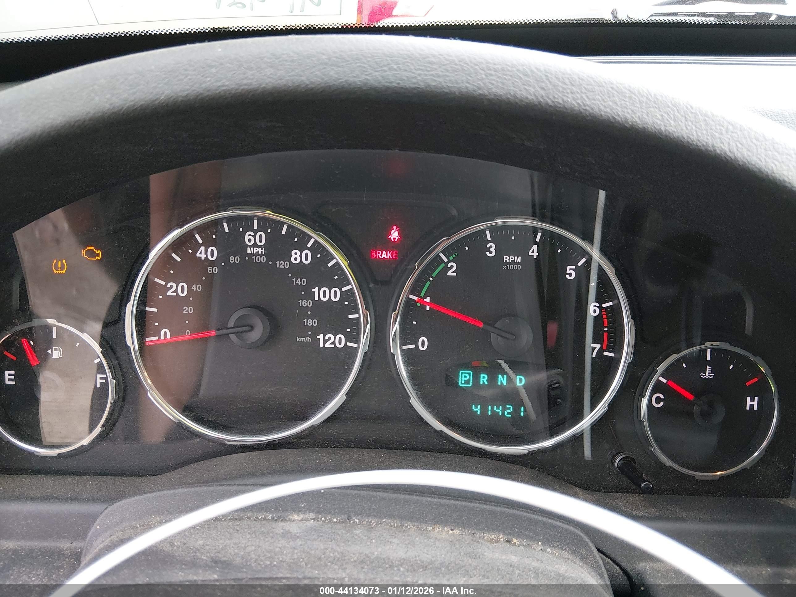 JEEP LIBERTY image 7