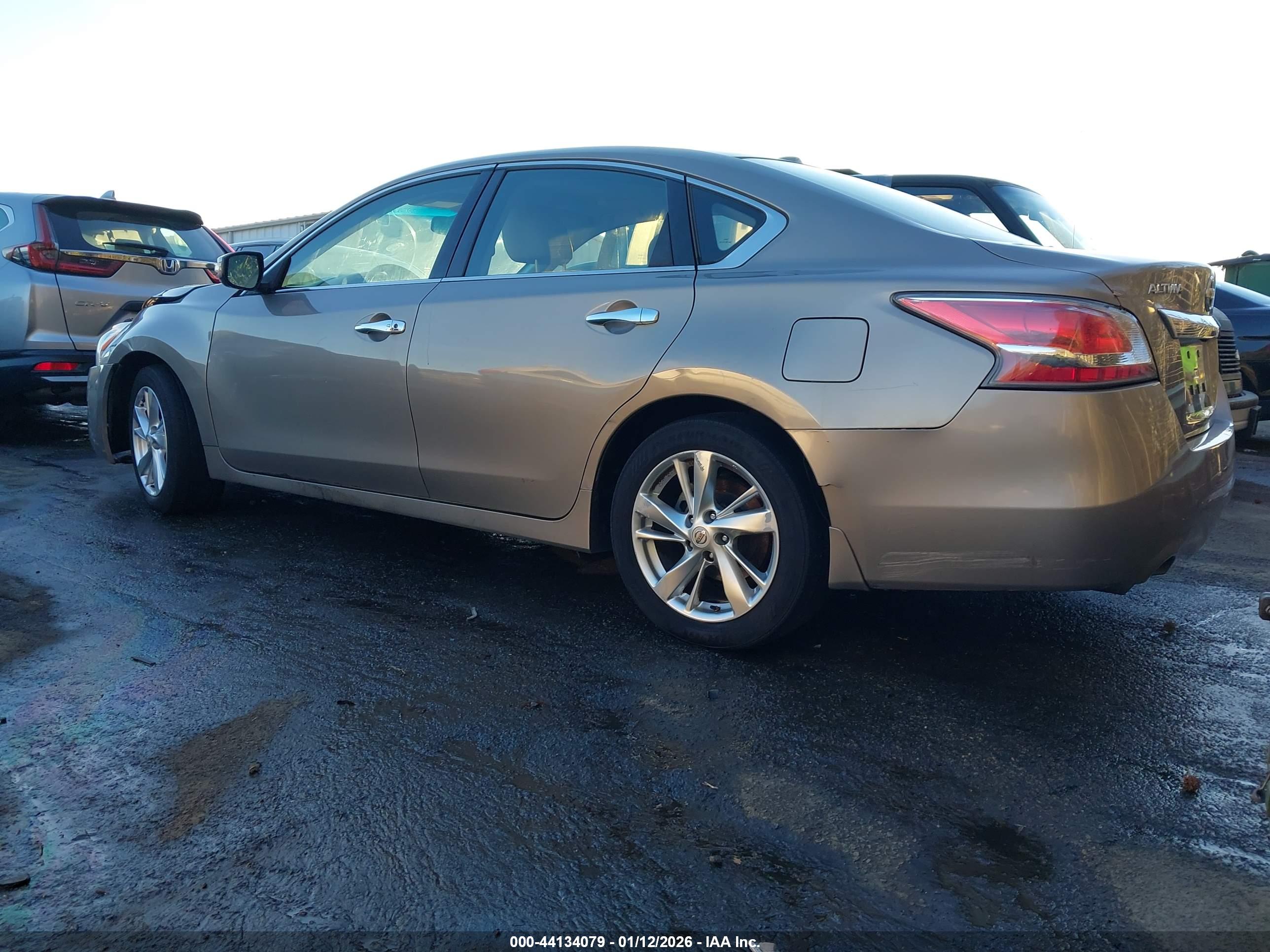 NISSAN ALTIMA image 3
