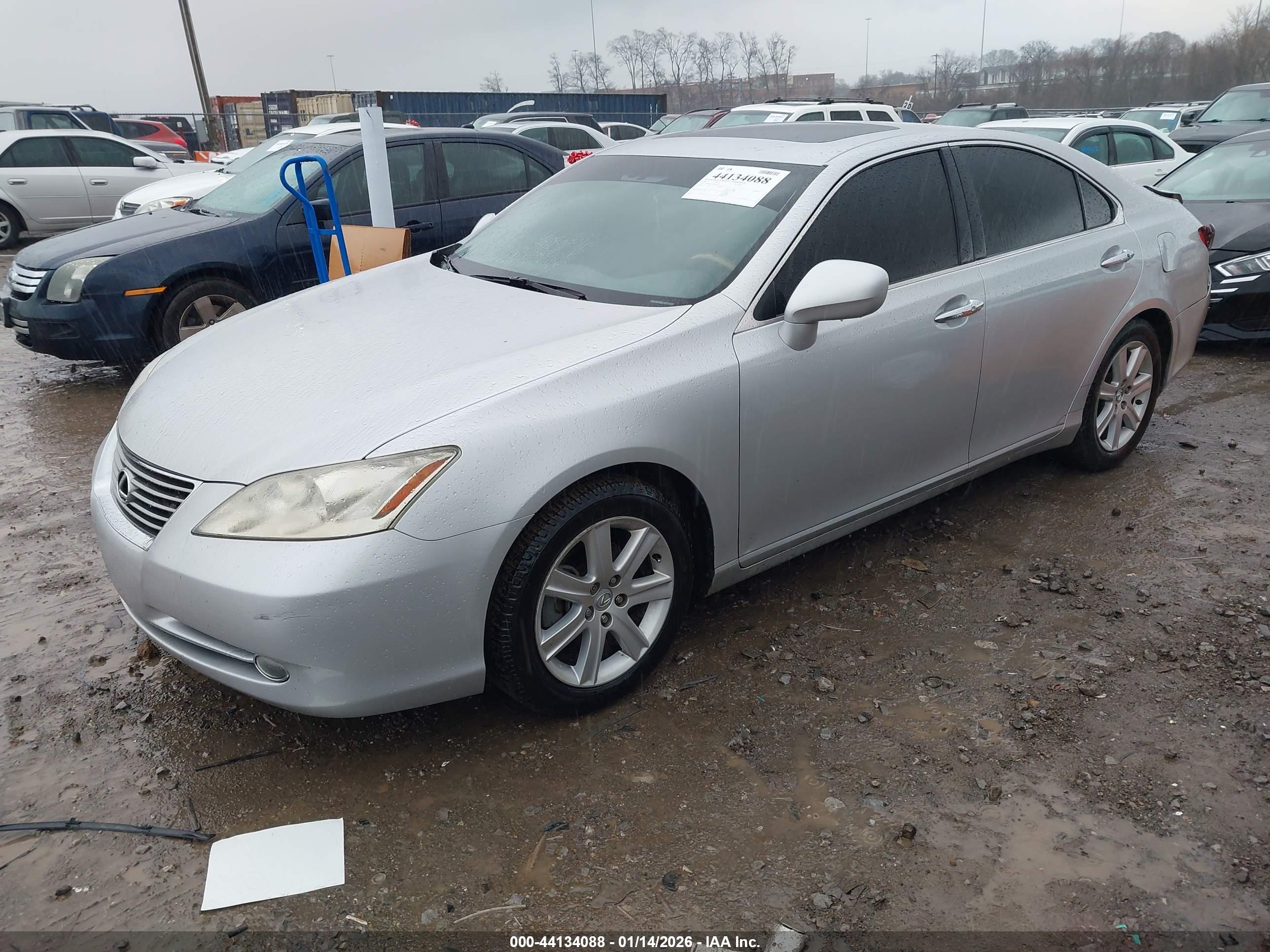 LEXUS ES image 2