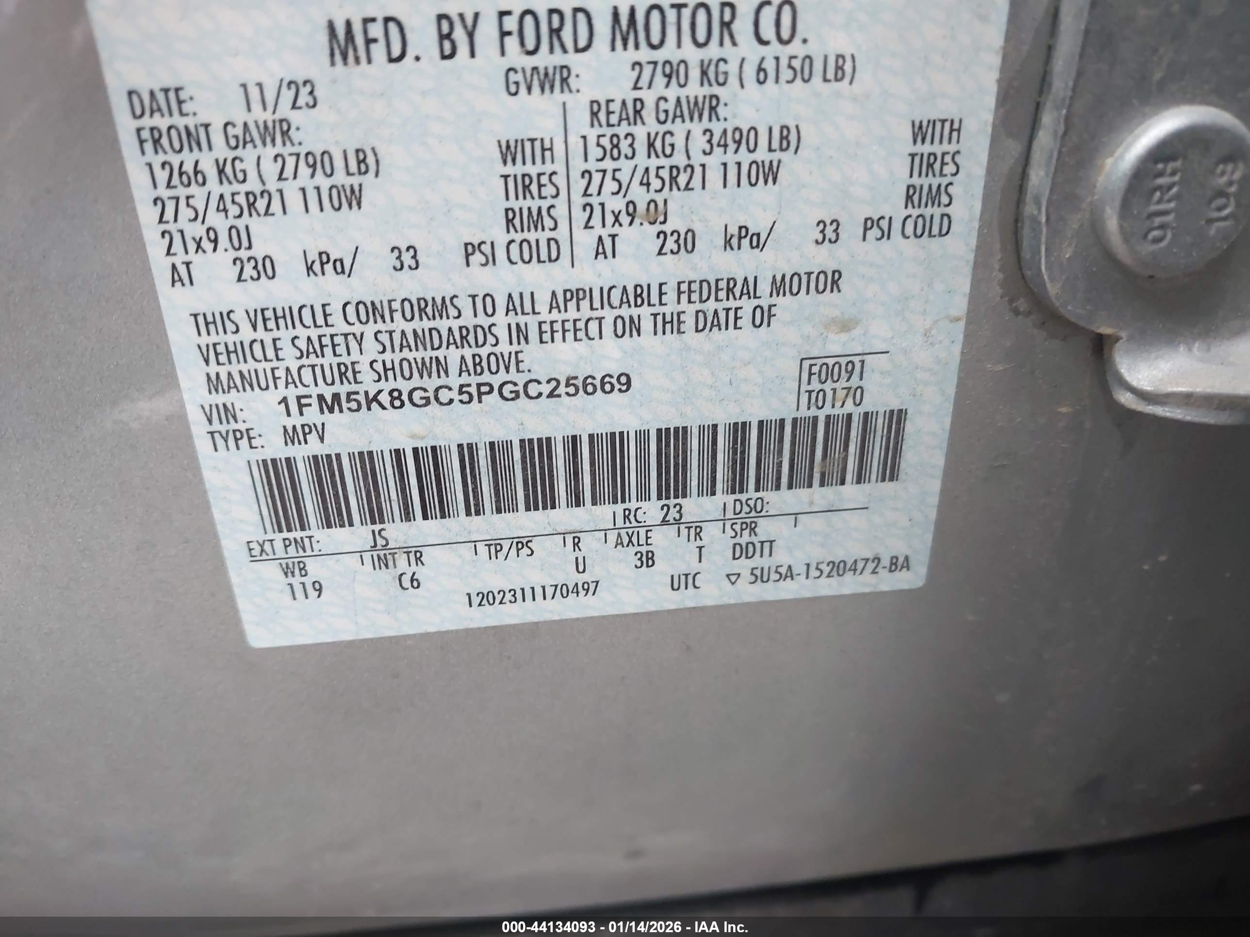 FORD EXPLORER image 9