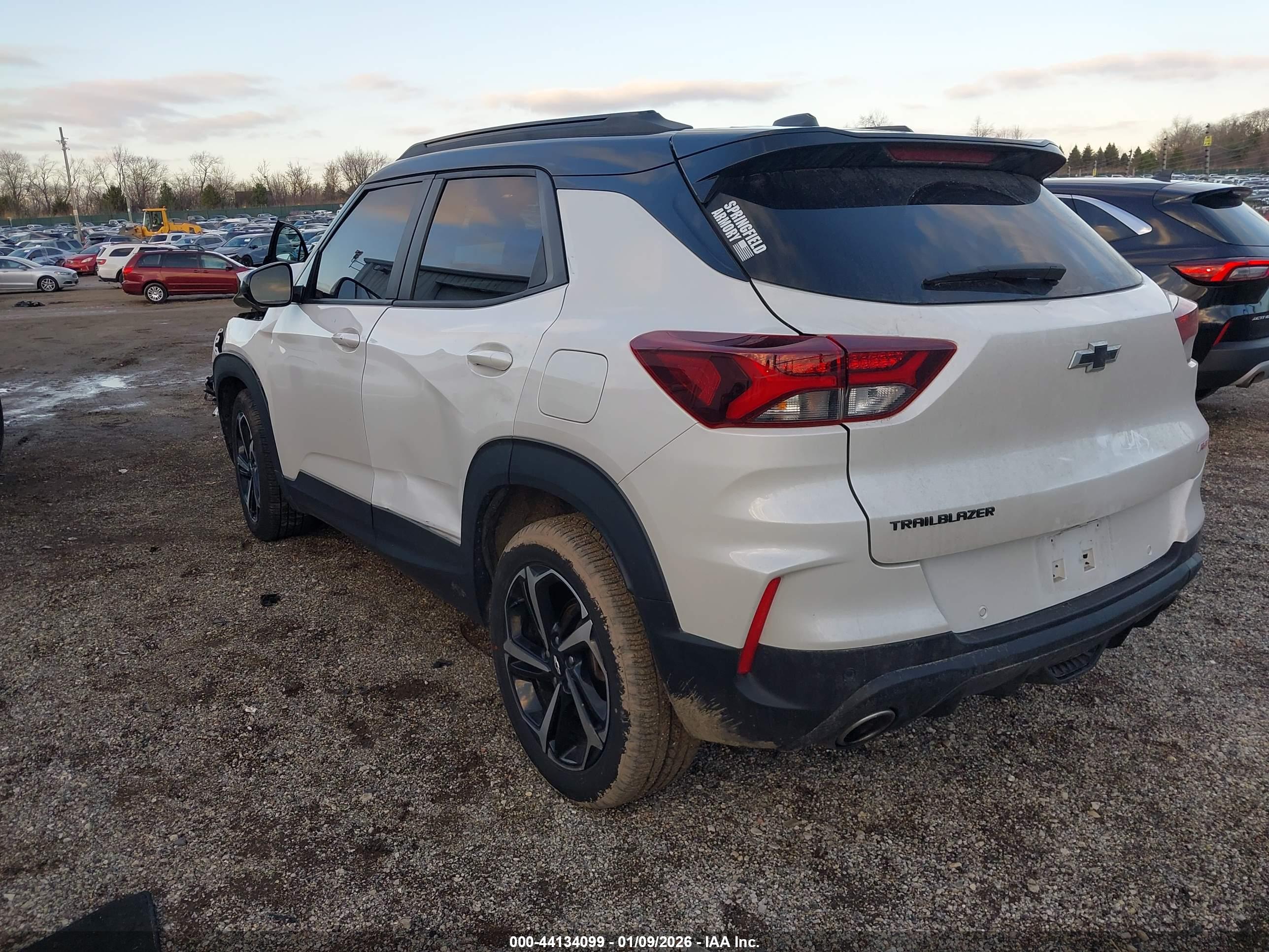 CHEVROLET TRAILBLAZER image 3