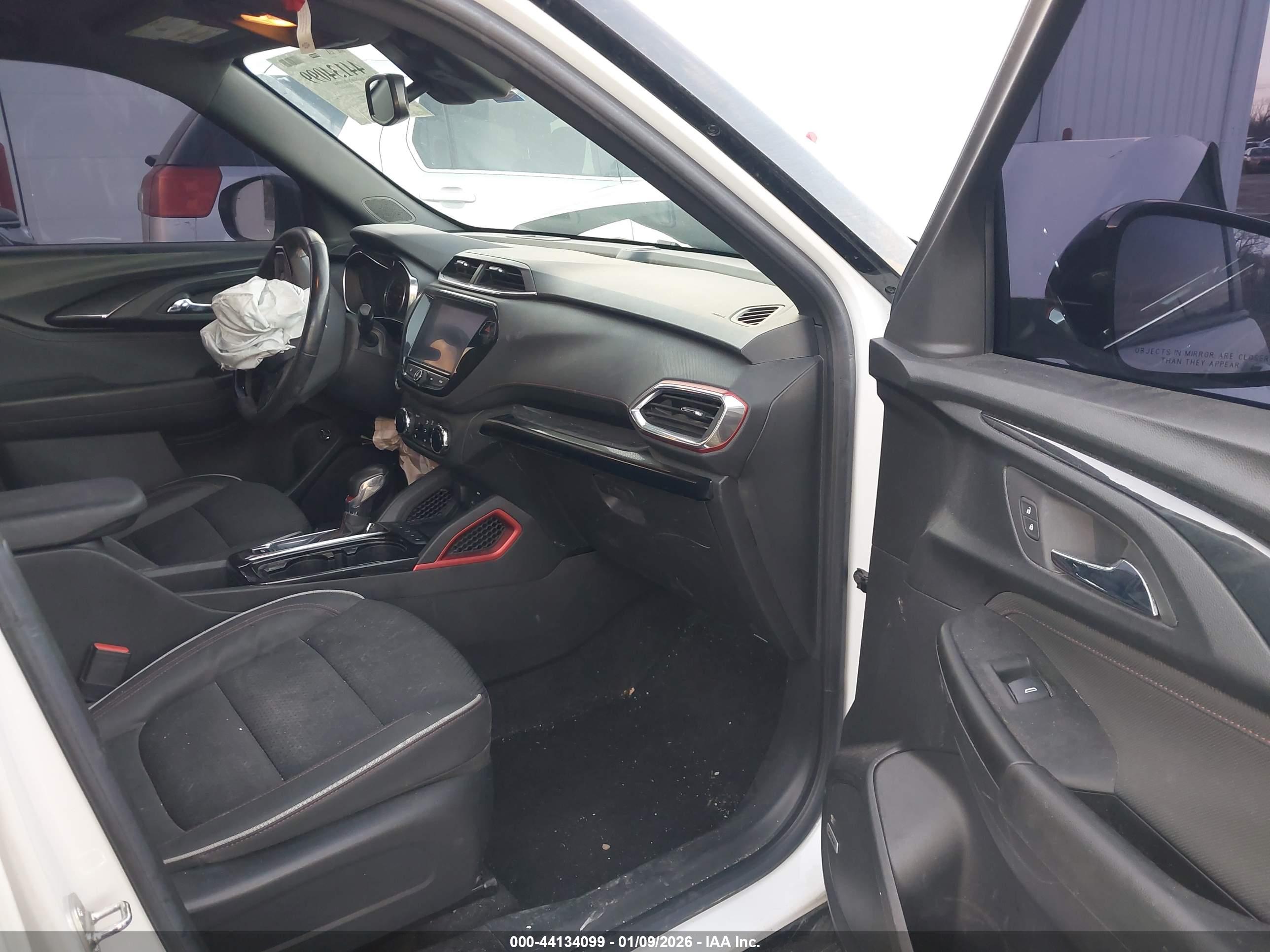 CHEVROLET TRAILBLAZER image 5