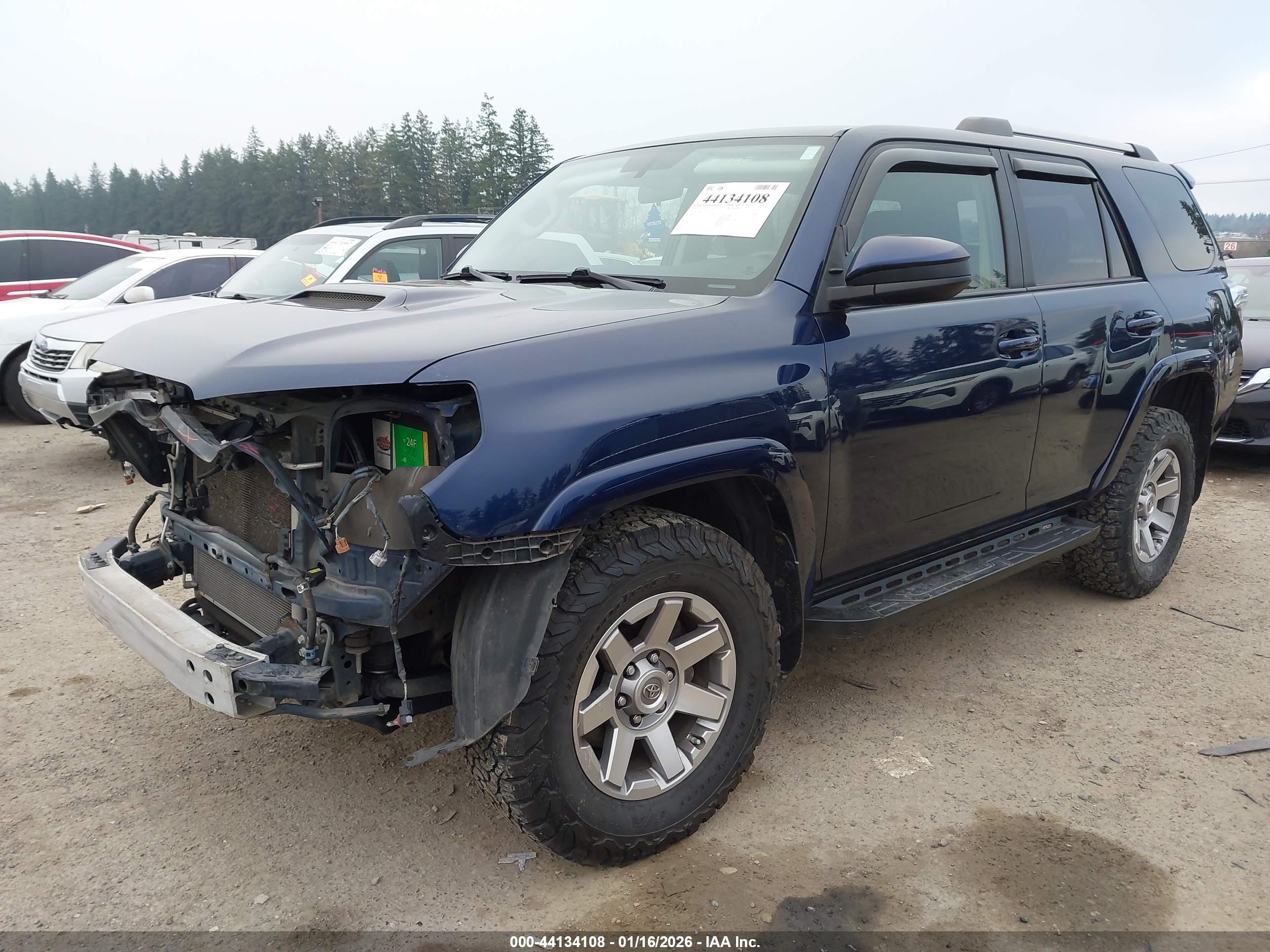 TOYOTA 4RUNNER image 2