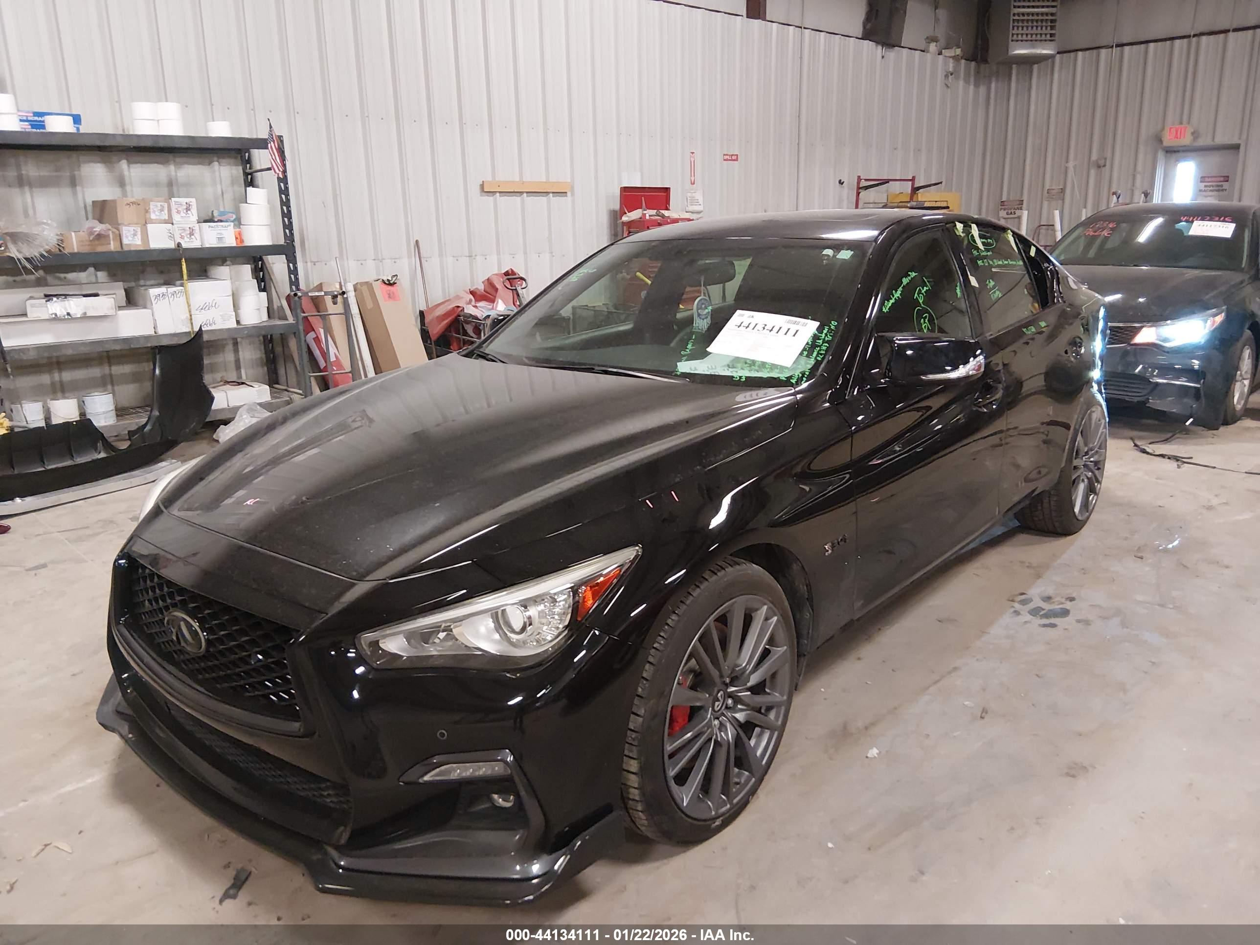 INFINITI Q50 image 2