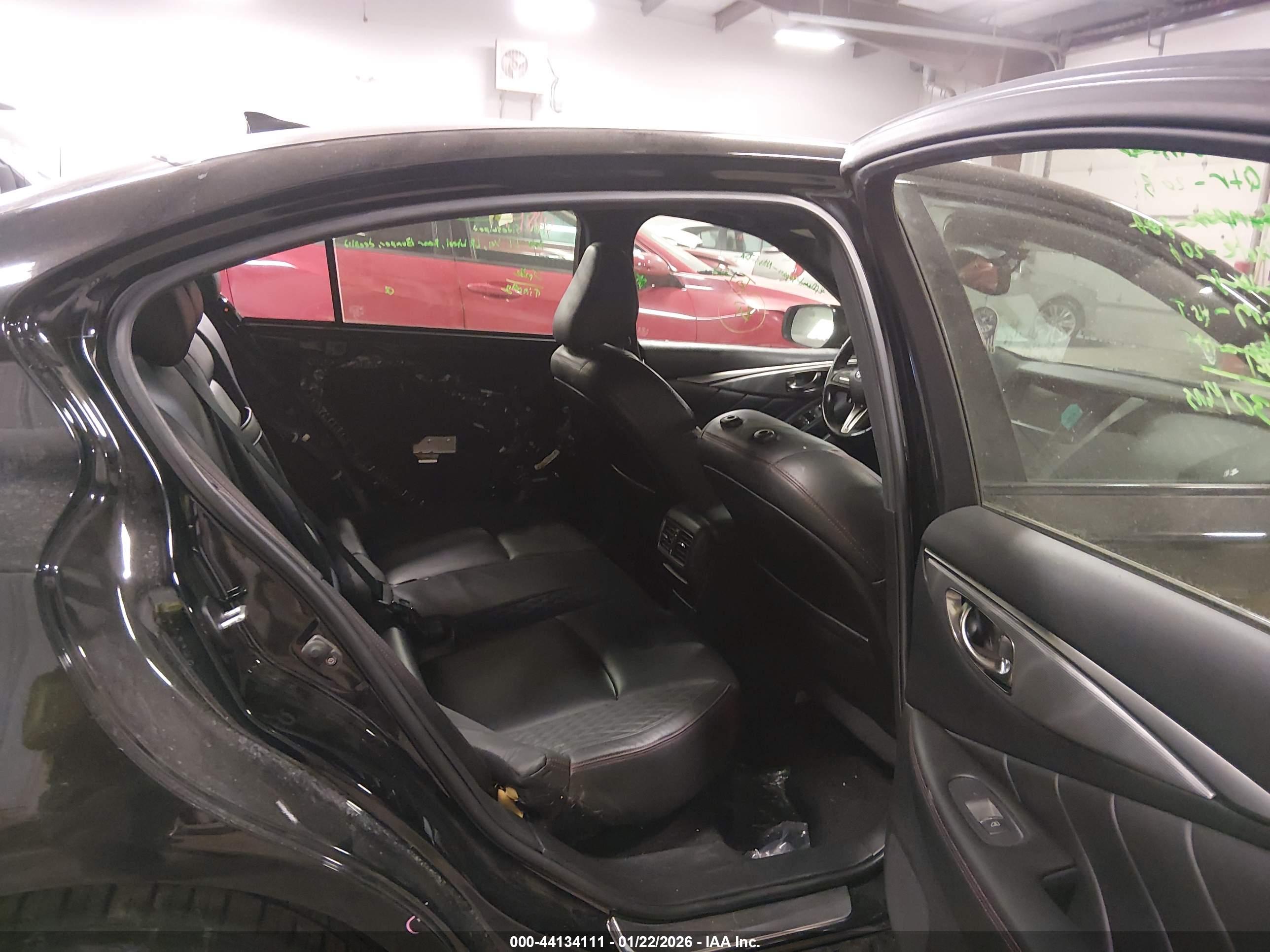 INFINITI Q50 image 8
