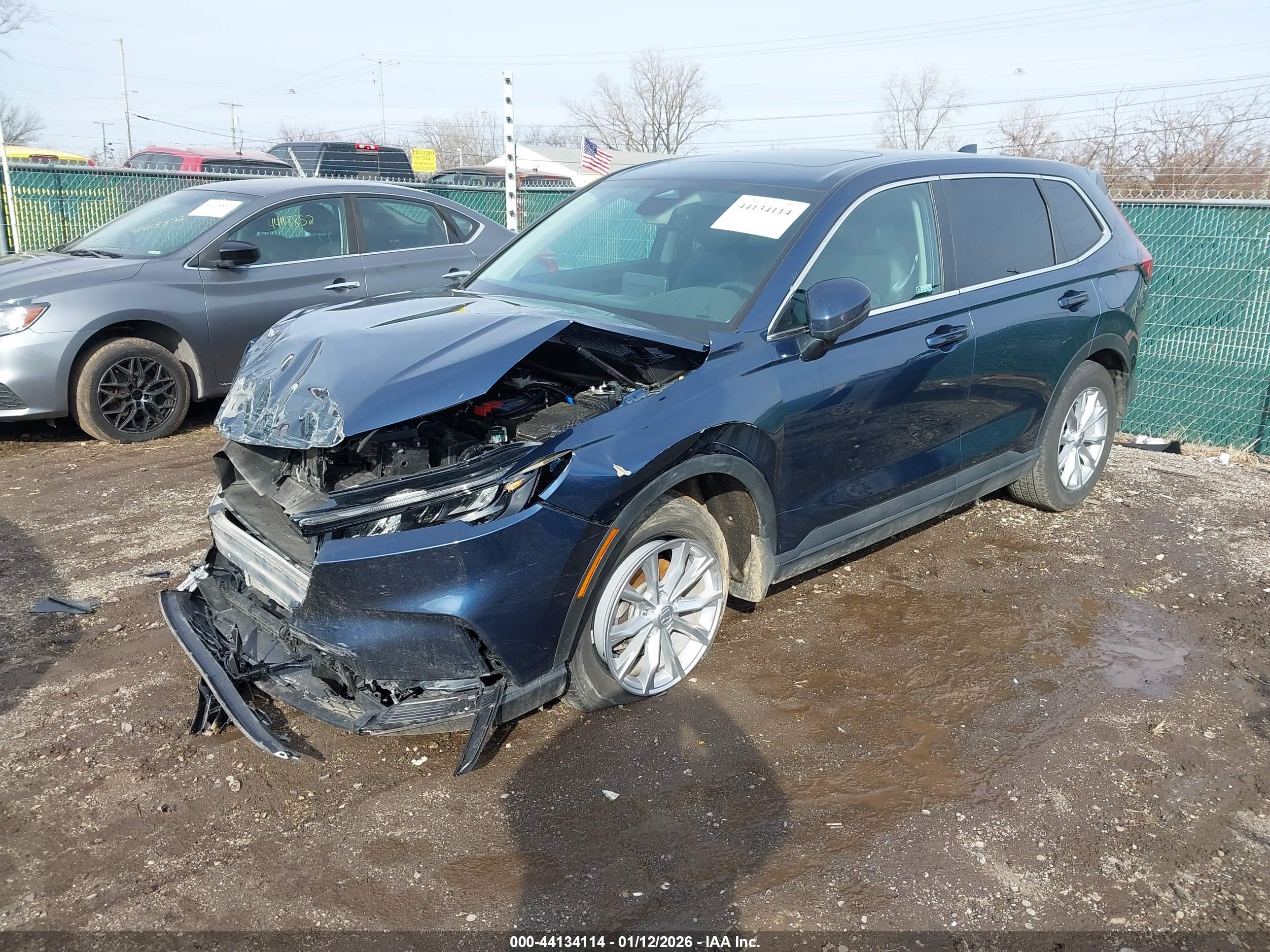 HONDA CR-V image 2