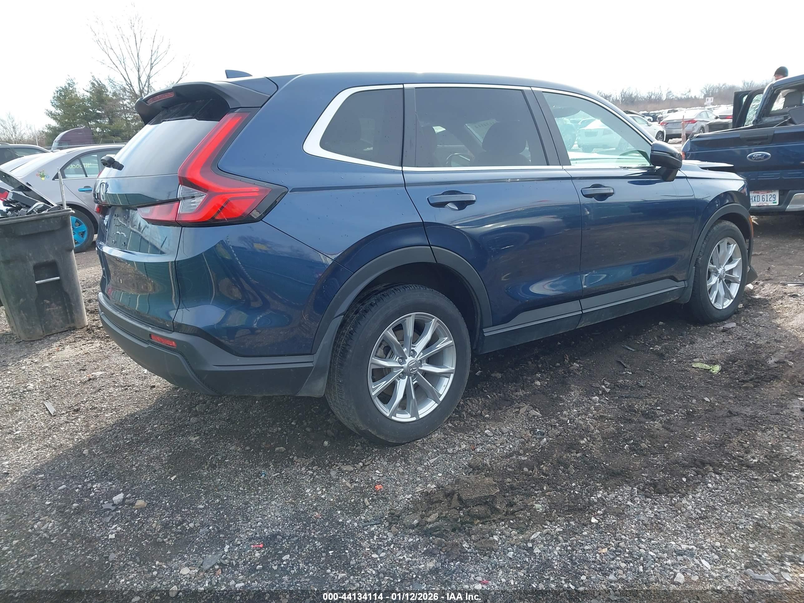 HONDA CR-V image 4