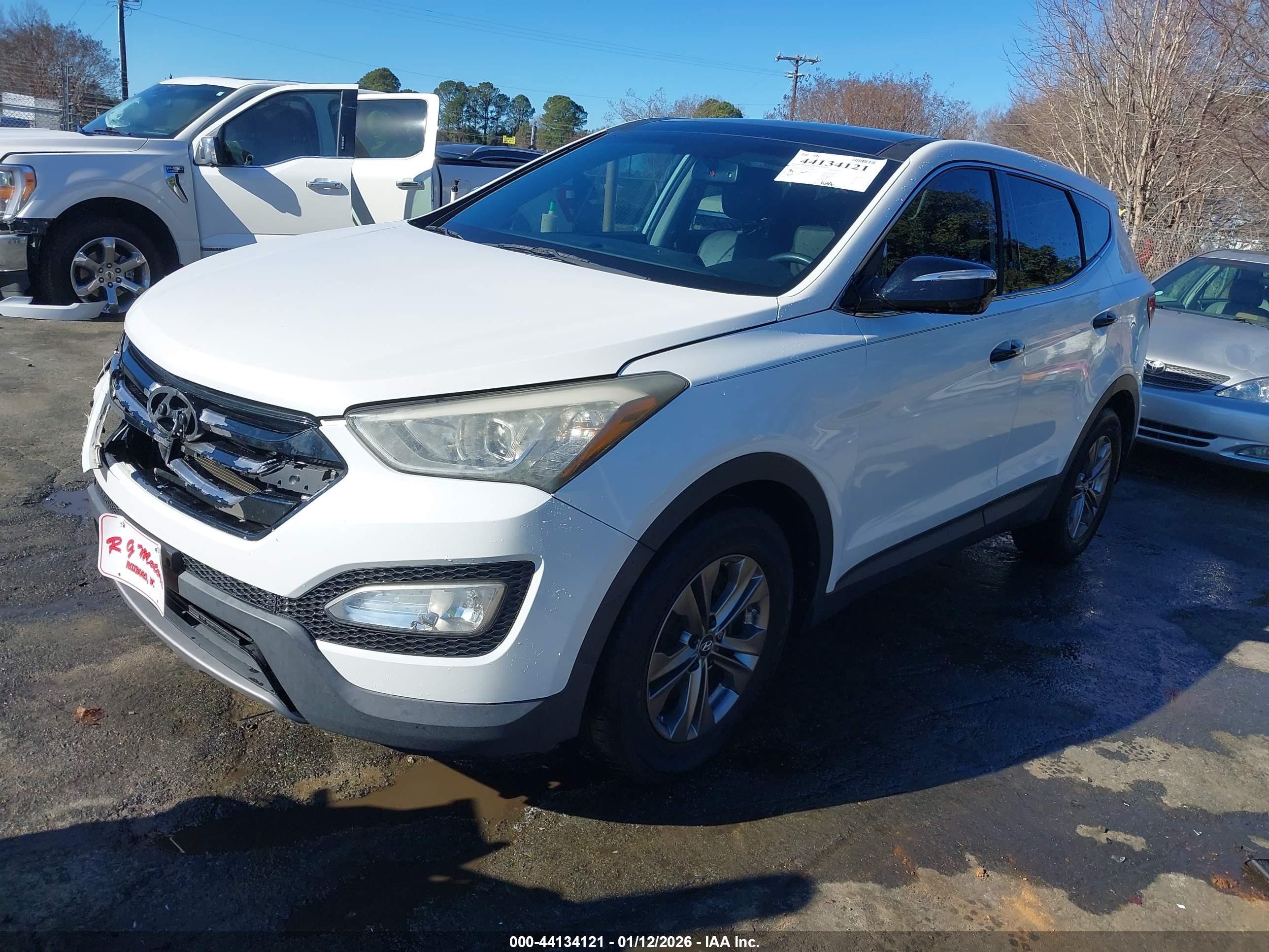 HYUNDAI SANTA image 2