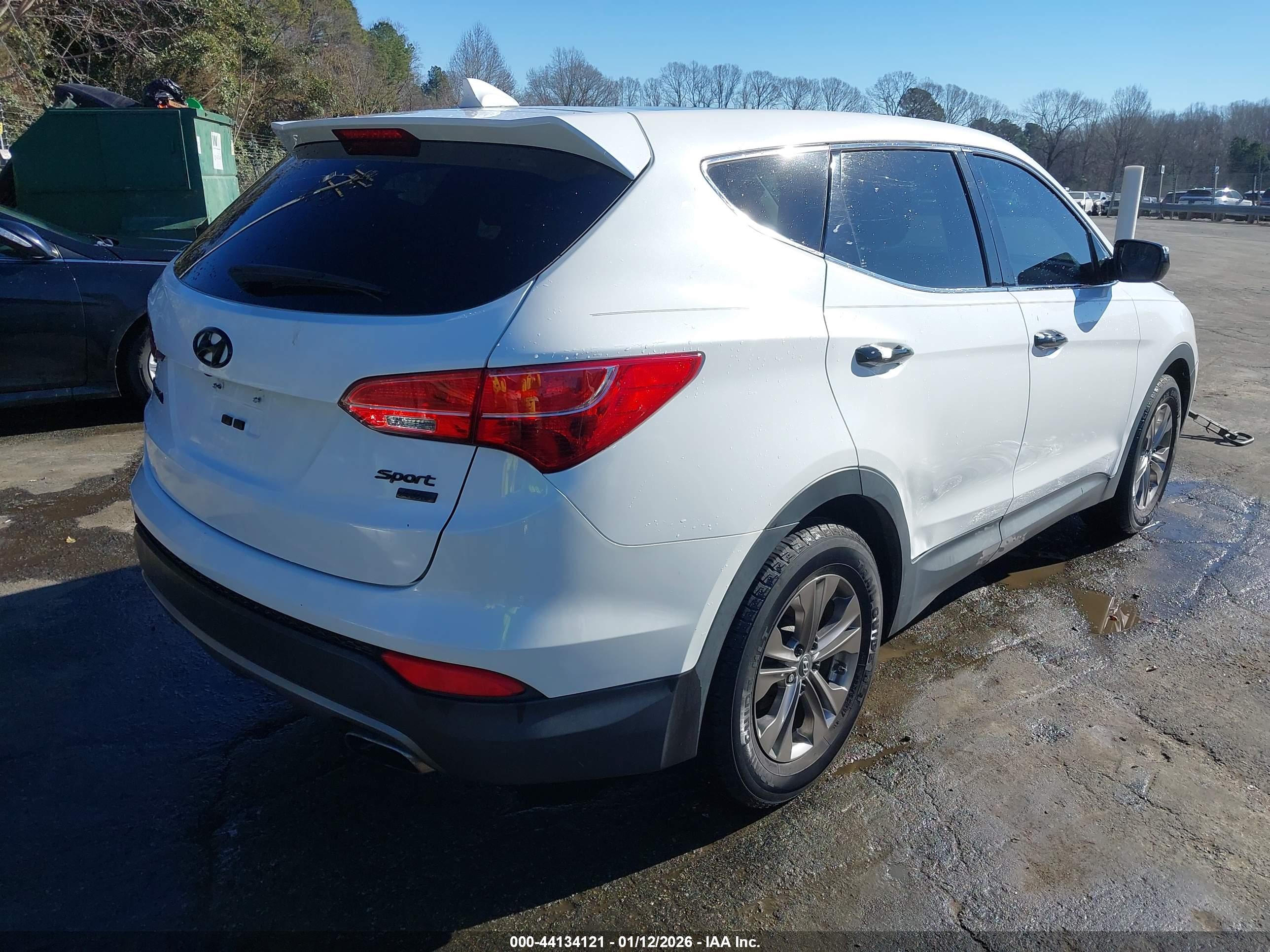HYUNDAI SANTA image 4