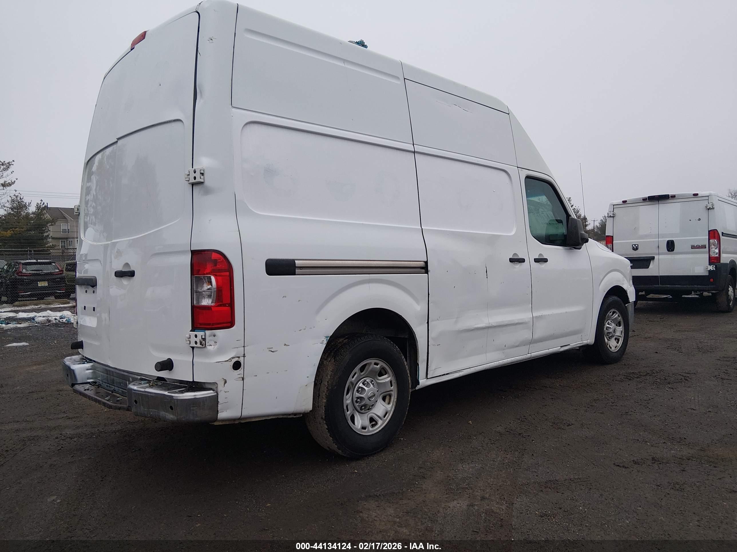 NISSAN NV image 4