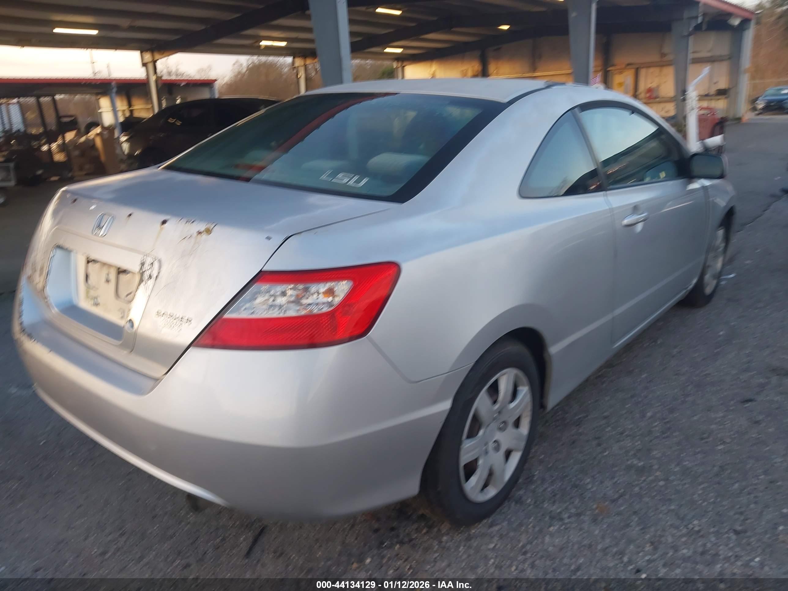 HONDA CIVIC image 4