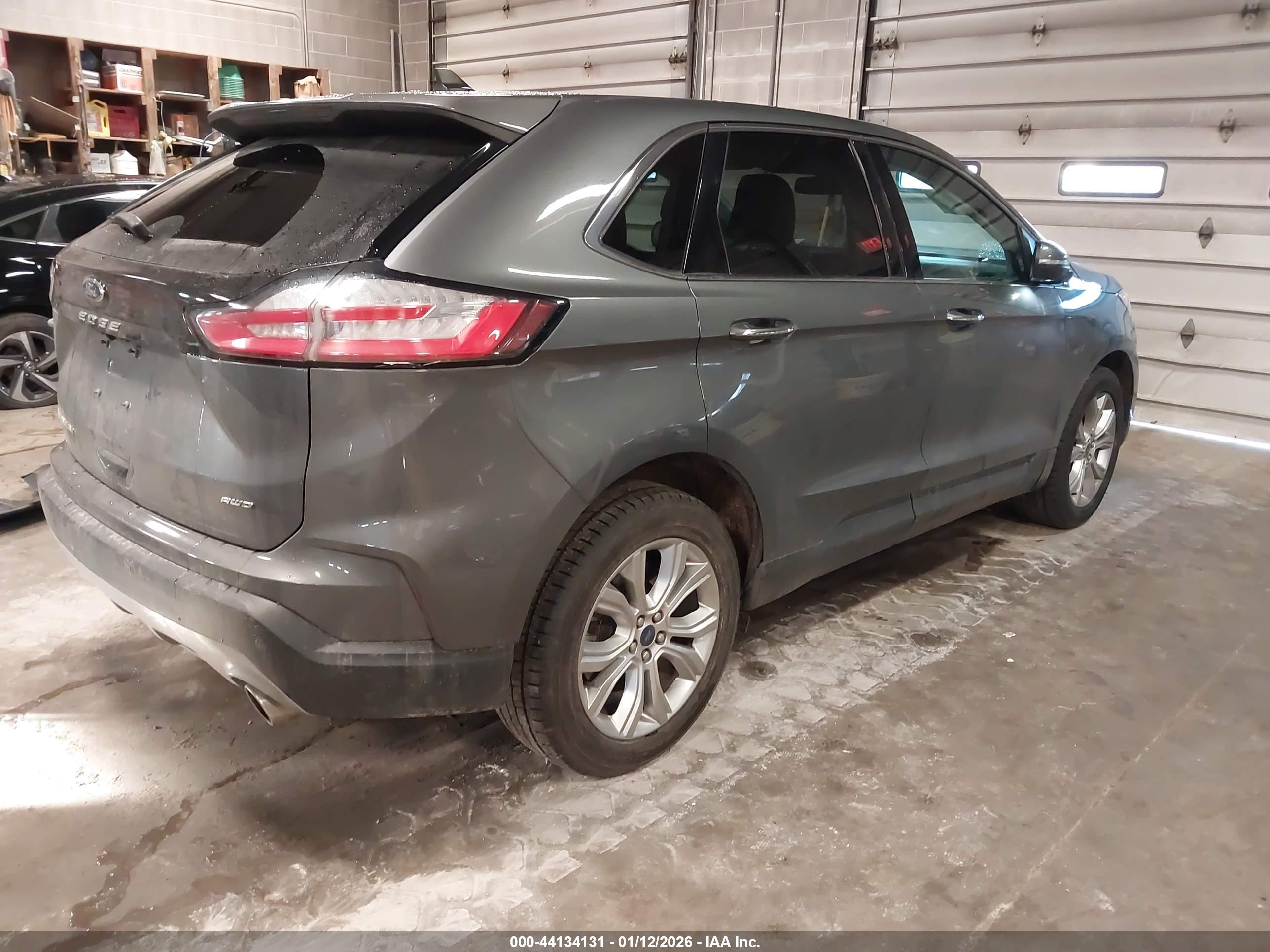 FORD EDGE image 4