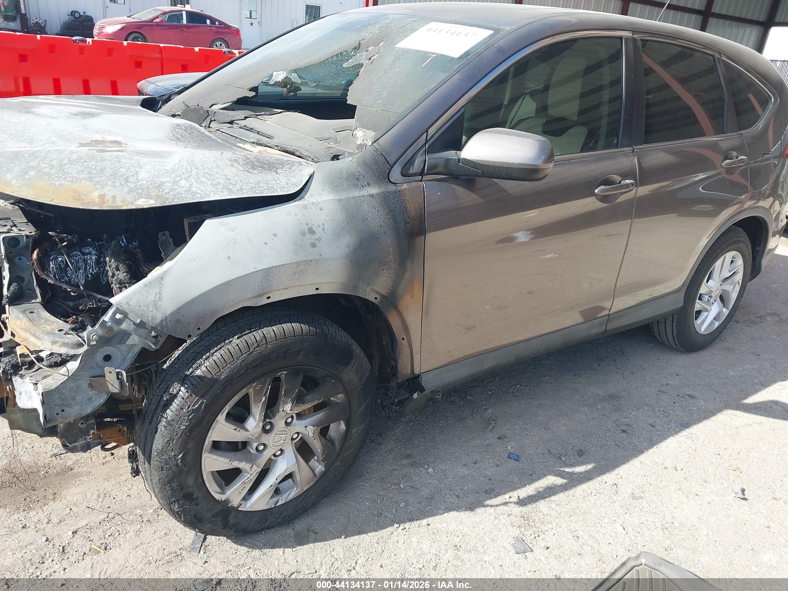 HONDA CR-V image 2