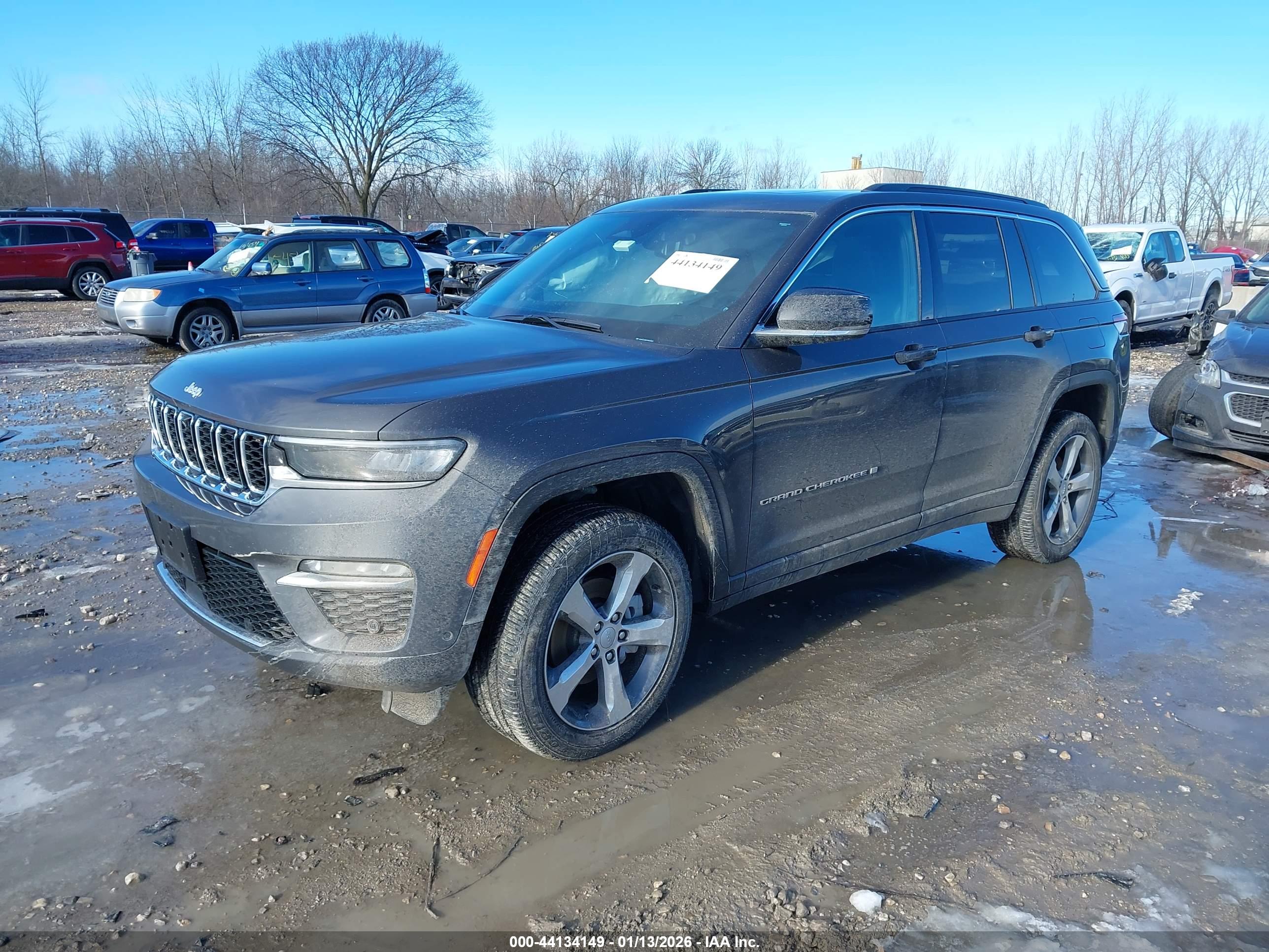 JEEP GRAND image 2