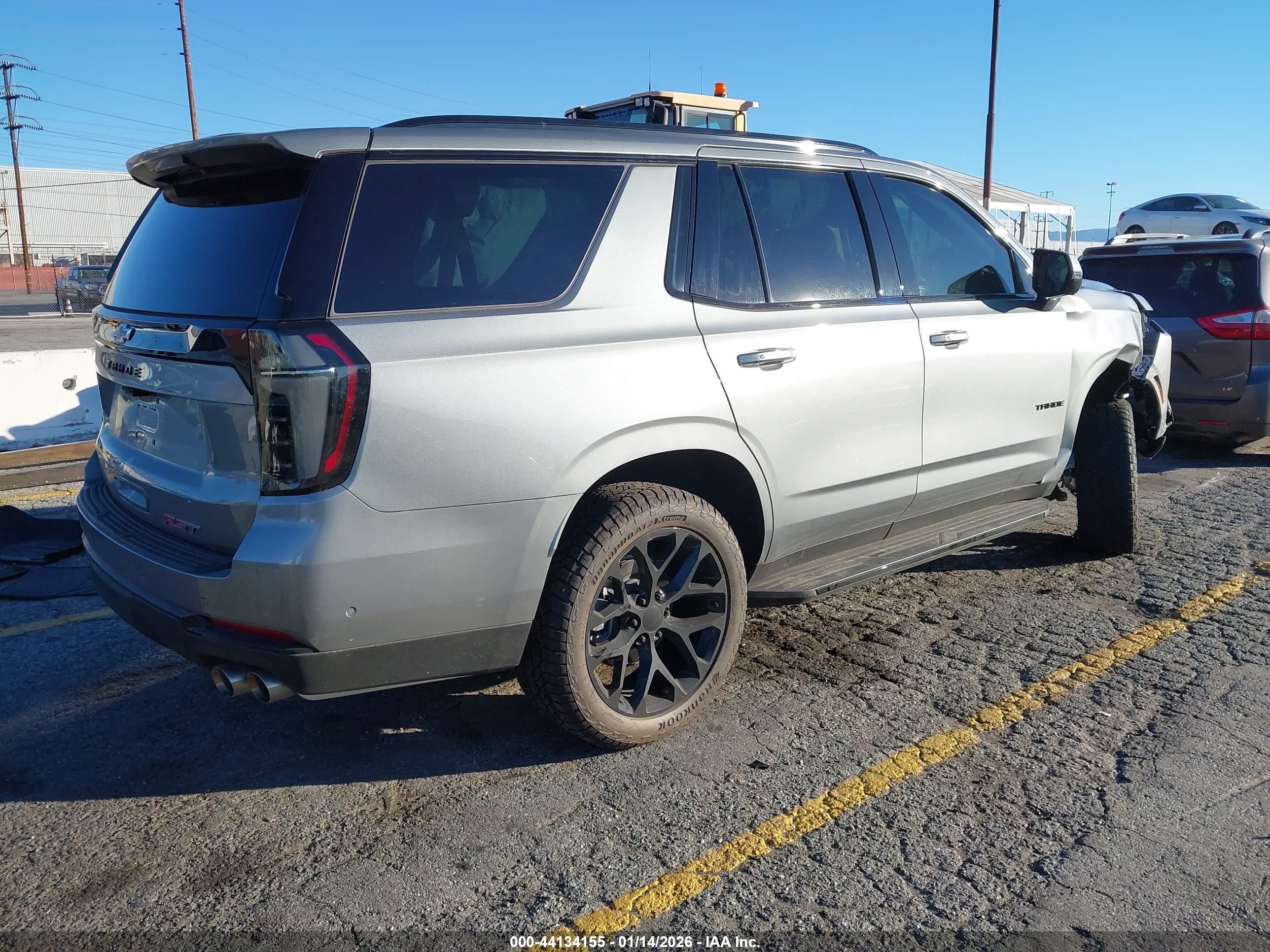 CHEVROLET TAHOE image 4