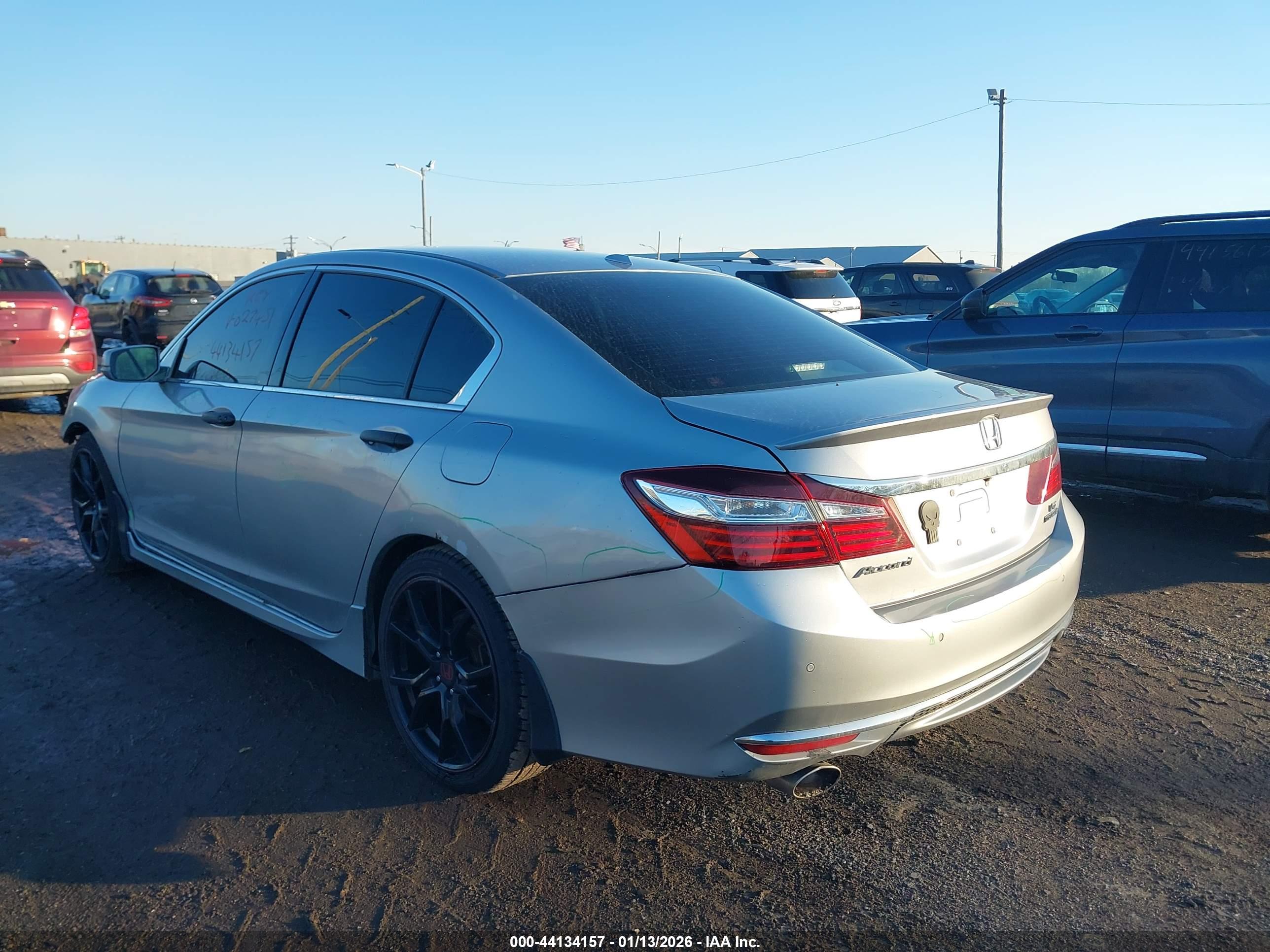 HONDA ACCORD image 3