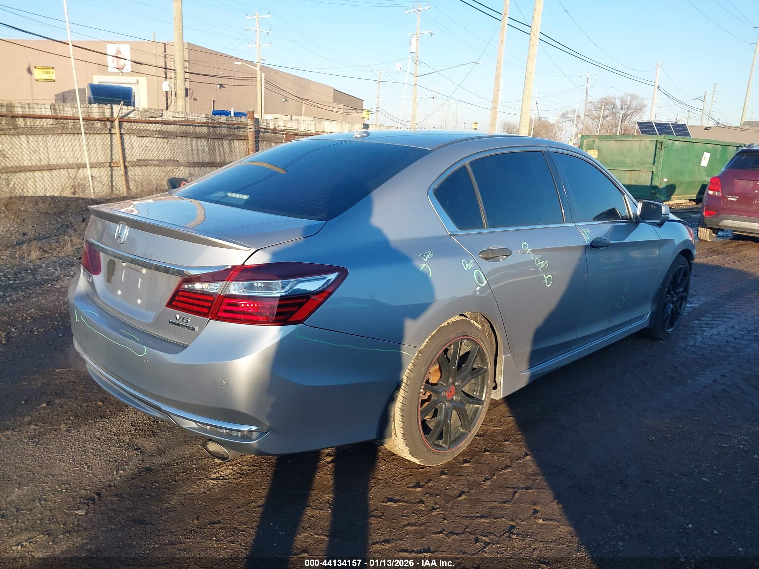 HONDA ACCORD image 4