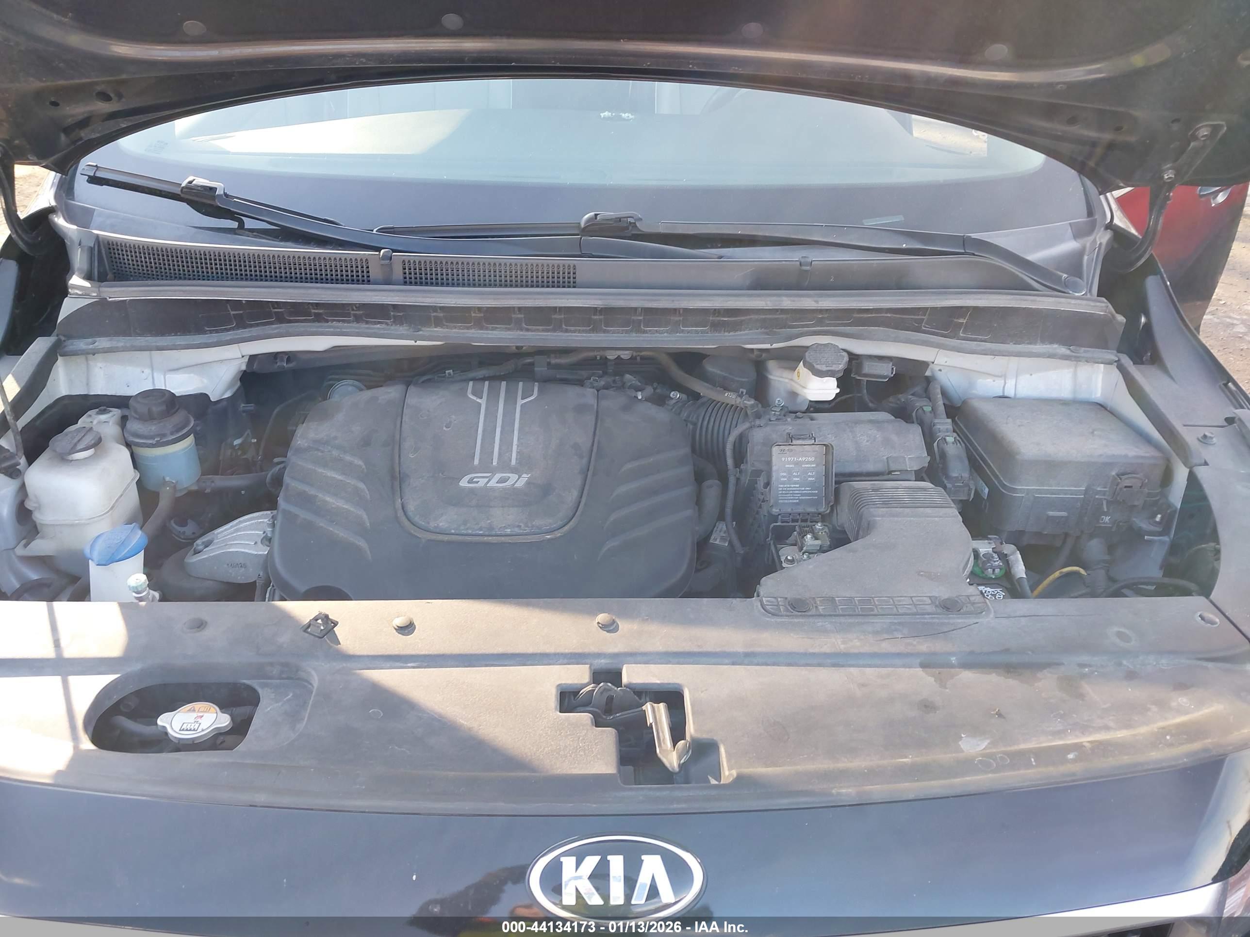 KIA SEDONA image 10