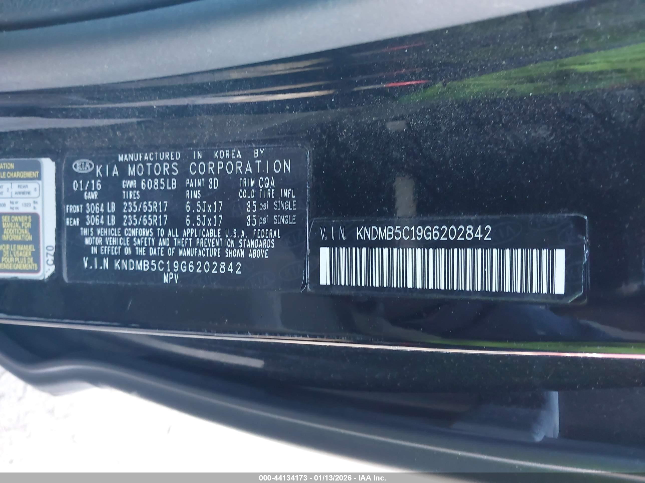 KIA SEDONA image 9