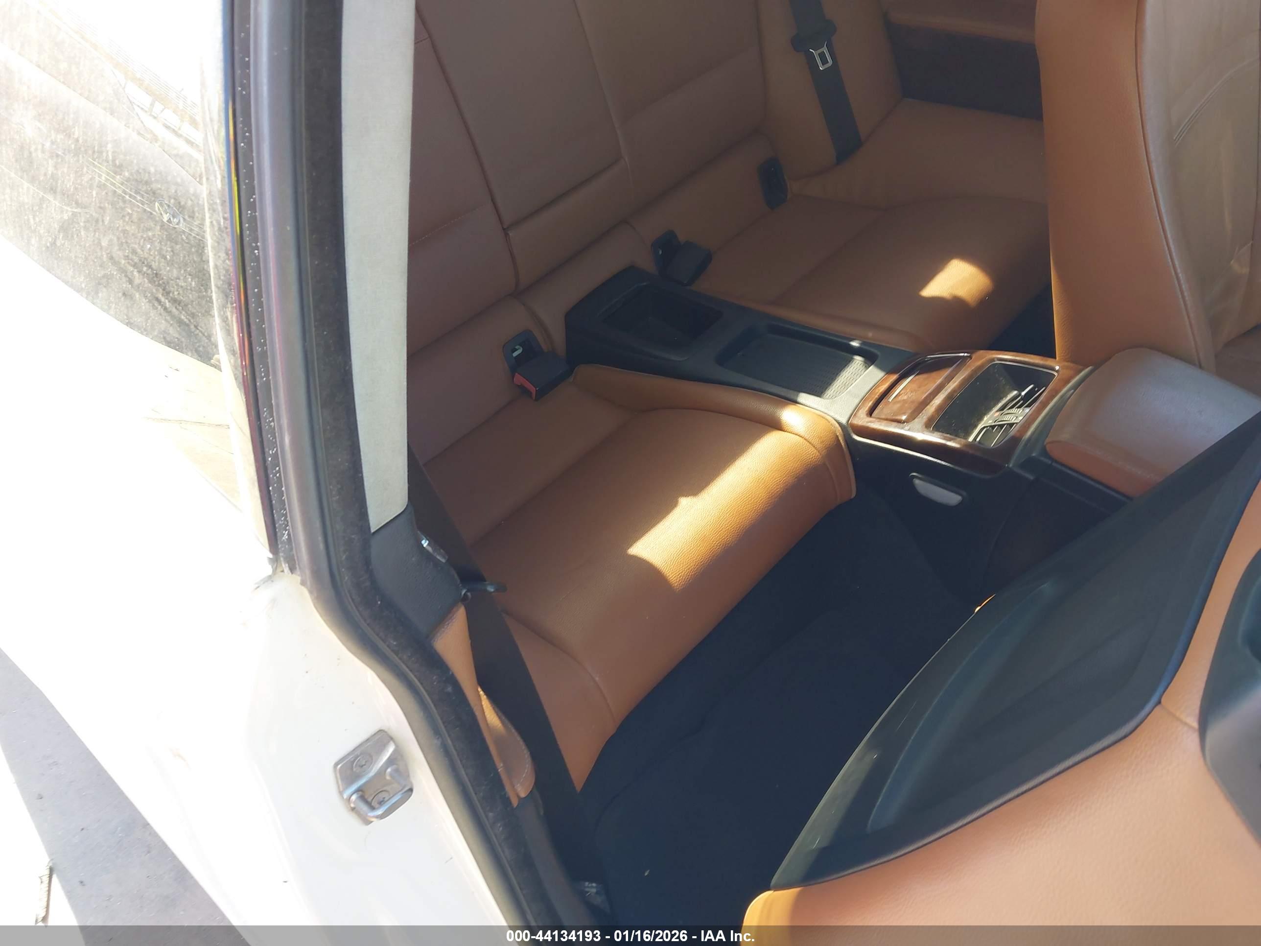 BMW 328I image 8